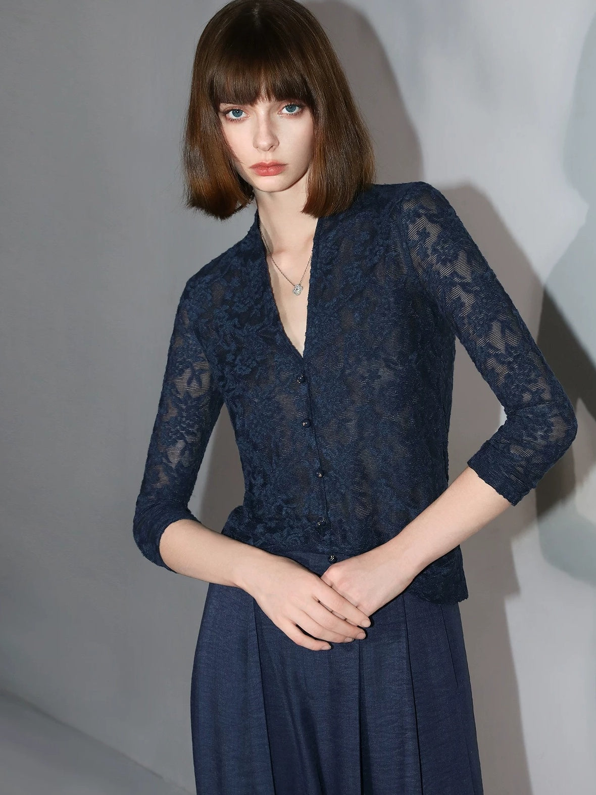 COCOBELLA 3D Applique Lace Hollow French Slim Fit V Neck Long Sleeve T-Shirts