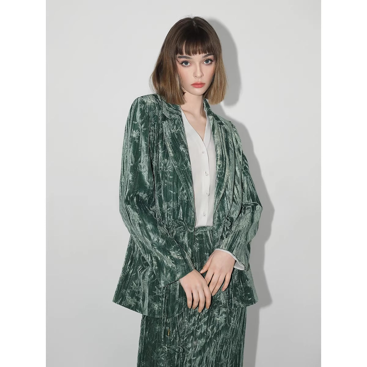 COCOBELLA_3D_Embellished_Pocket_Straight_Fit_Commuter_Blazer_For_Women_Casual_Jackets_MISSTT