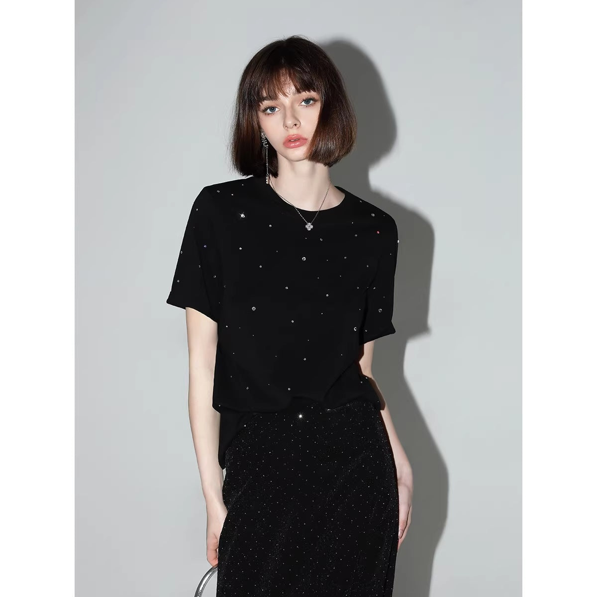 COCOBELLA_3D_Rhinestone_Casual_Straight_Fit_Short_Sleeve_Cotton_Starry_Black_T-Shirts_MISSTT