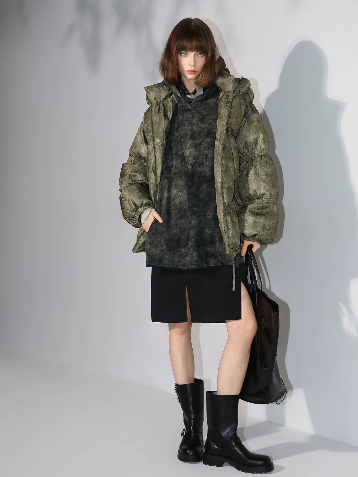 COCOBELLA 90 Percent White Duck Down 150G Commuter Ol Fit Moss Green Short Down Jackets