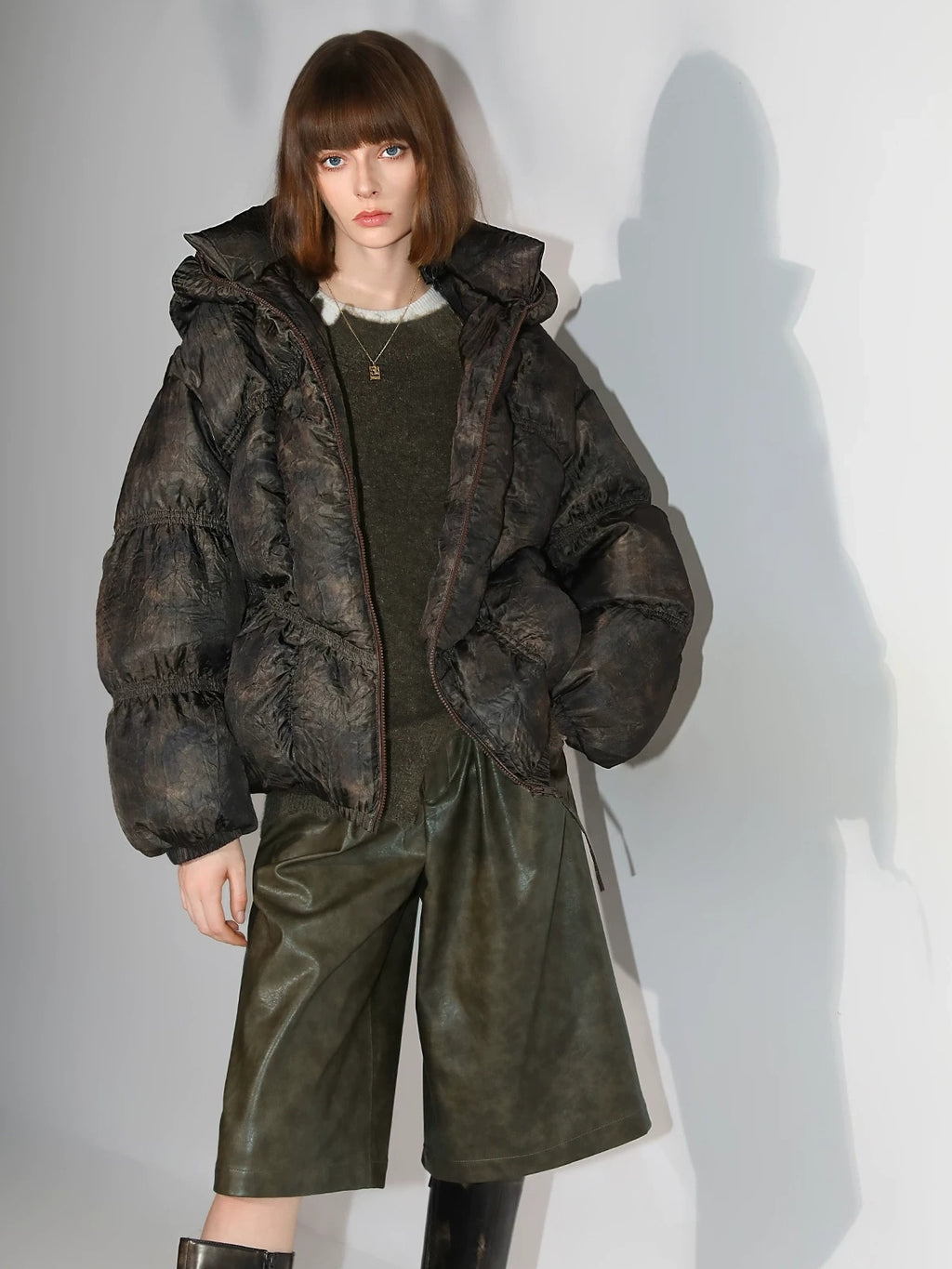 COCOBELLA 90 Percent White Duck Down 150G Commuter Ol Fit Moss Green Short Down Jackets