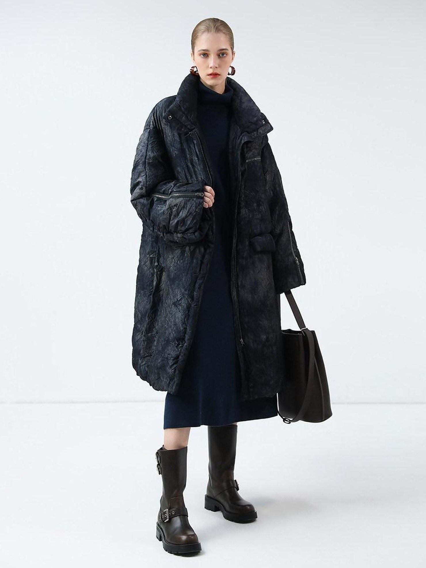 COCOBELLA 90% White Duck Down Straight Long Pleated Ink Blue Women City Down Jackets