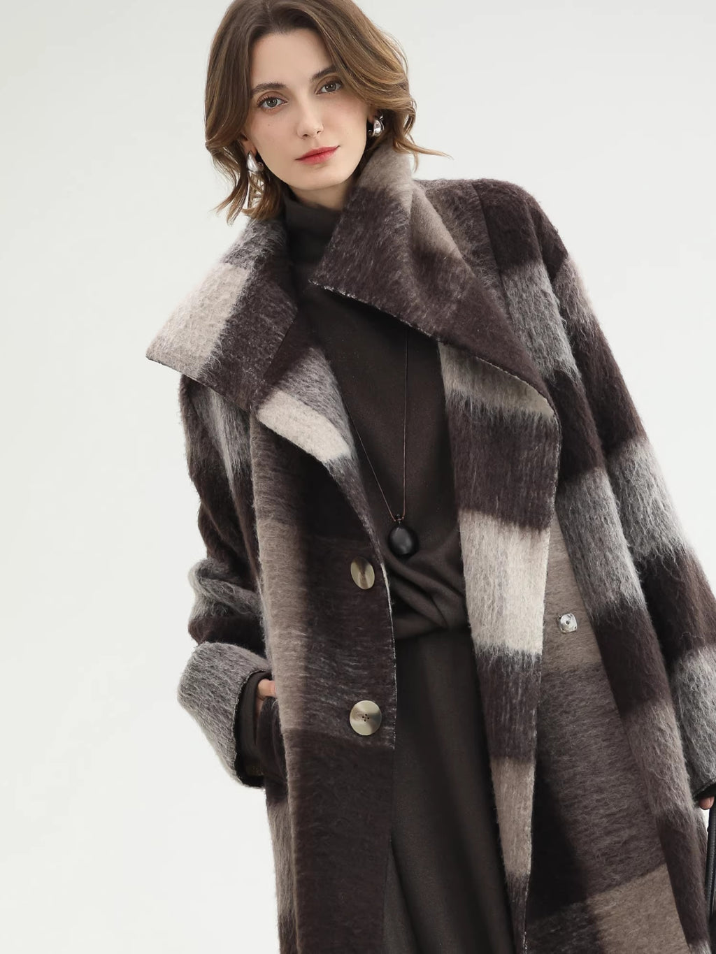 COCOBELLA_Brushed_Wool_Blend_Thick_Midlength_Loose_Fit_British_Plaid_Single_Breasted_Coats_MISSTT