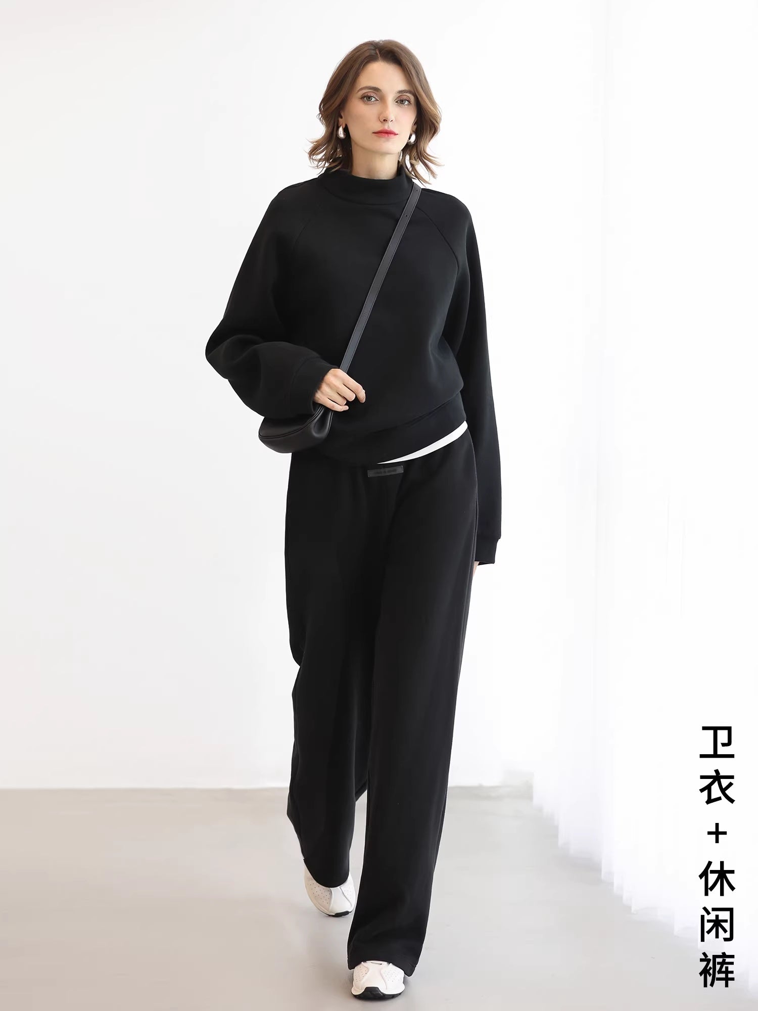 COCOBELLA_Cotton_Blend_Straight_Fit_Mock_Neck_Commuter_Classic_Black_Sweatshirts_MISSTT