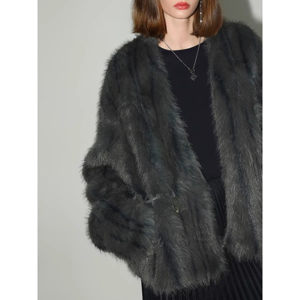 COCOBELLA_Cozy_Faux_Fur_Straight_Fit_Elegant_Workwear_Women_Outerwear_Jackets_MISSTT