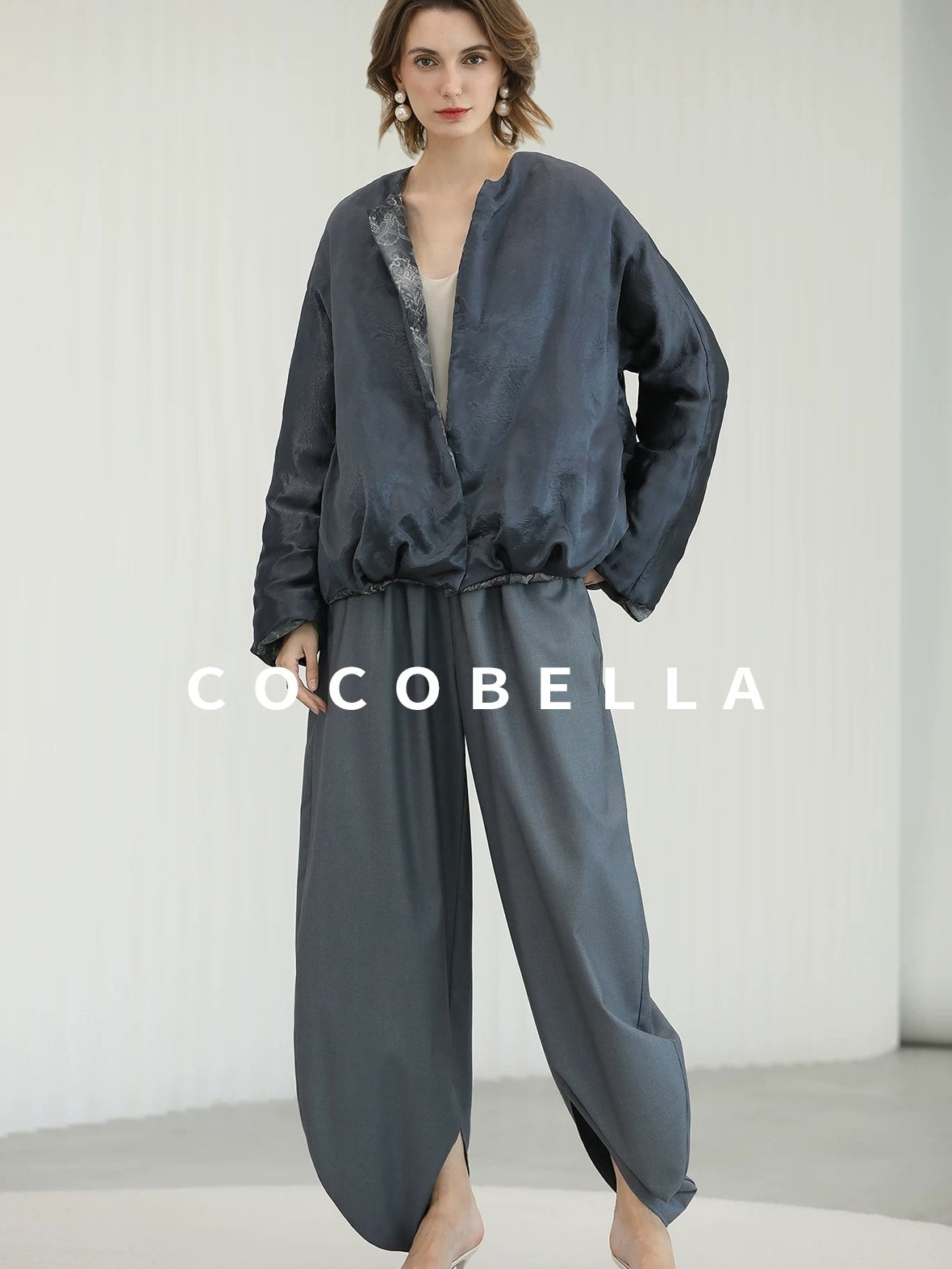 COCOBELLA Double Faced 90 White Duck Down Straight Ol Floral Pleated City Down Jackets