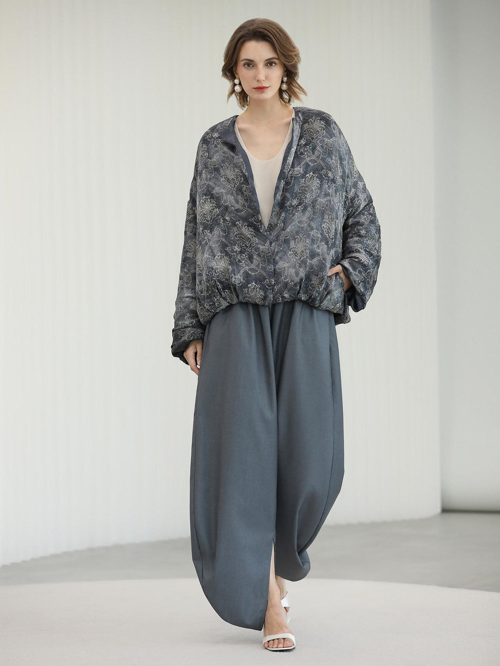 COCOBELLA Double Faced 90 White Duck Down Straight Ol Floral Pleated City Down Jackets