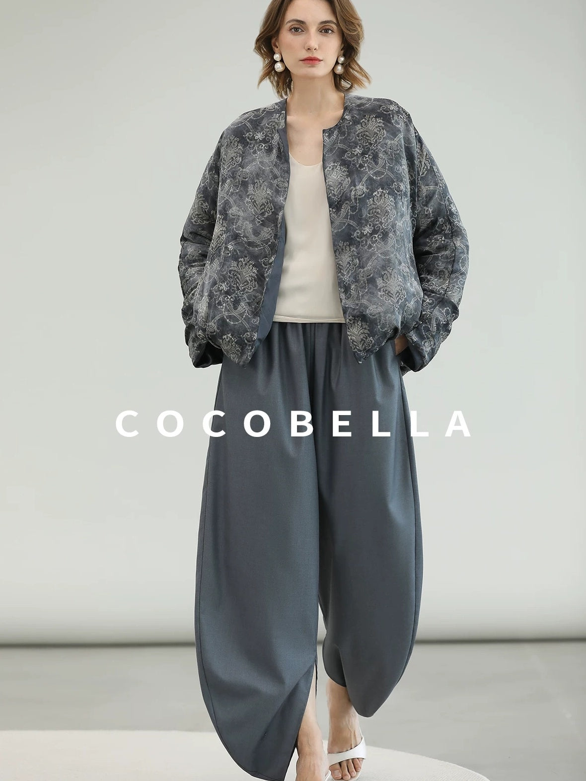 COCOBELLA Double Faced 90 White Duck Down Straight Ol Floral Pleated City Down Jackets