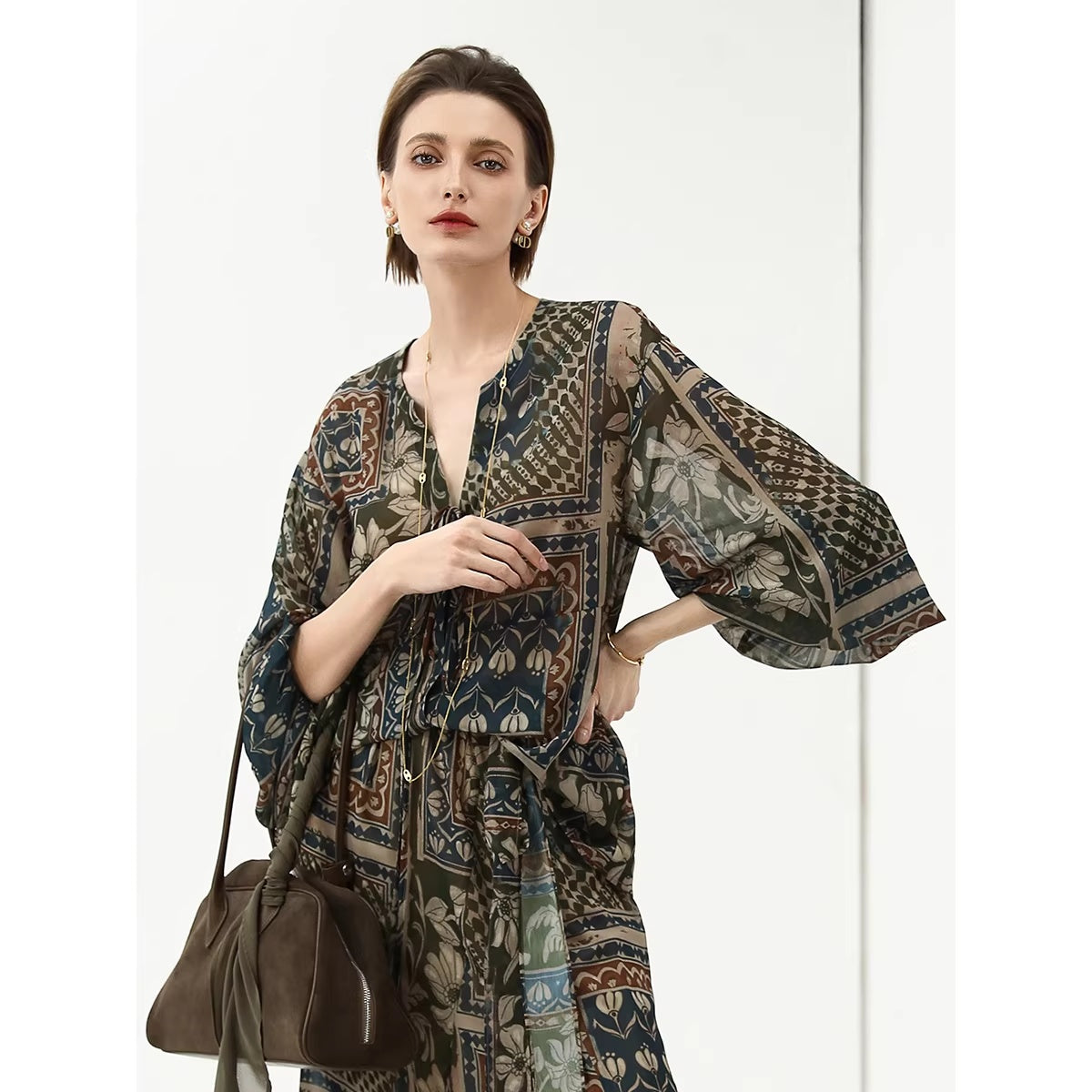 COCOBELLA_Elegant_French_Print_Straight_Fit_Long_Puff_Sleeve_Round_Neck_Women_Pop_T-Shirts_MISSTT