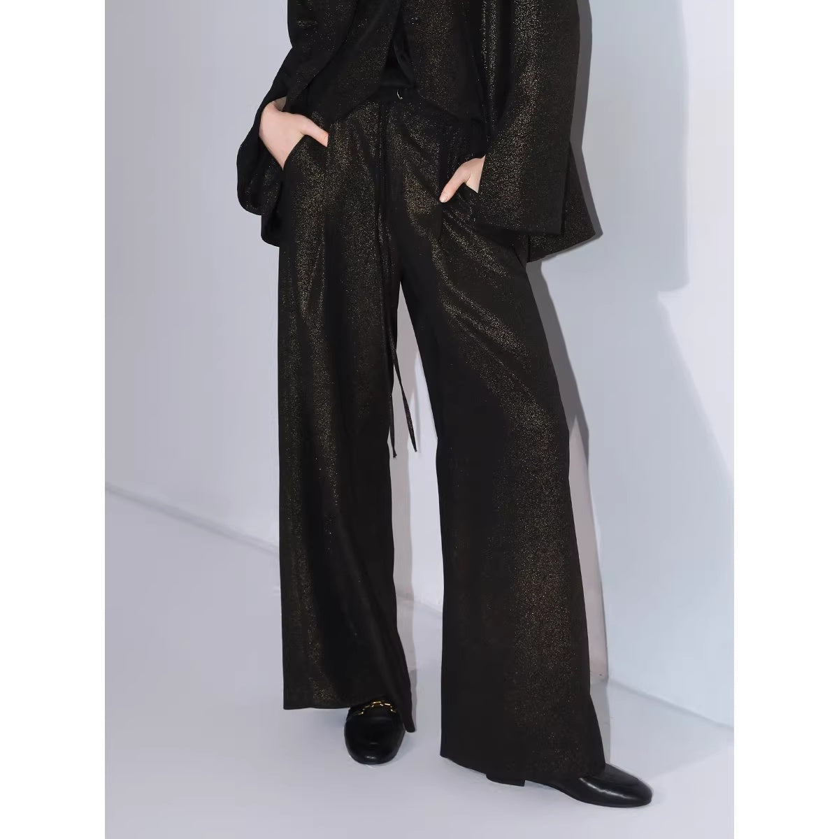 COCOBELLA_Elegant_Gold_Trim_Straight_Fit_Single_Button_Office_Black_Gold_Blazers_MISSTT