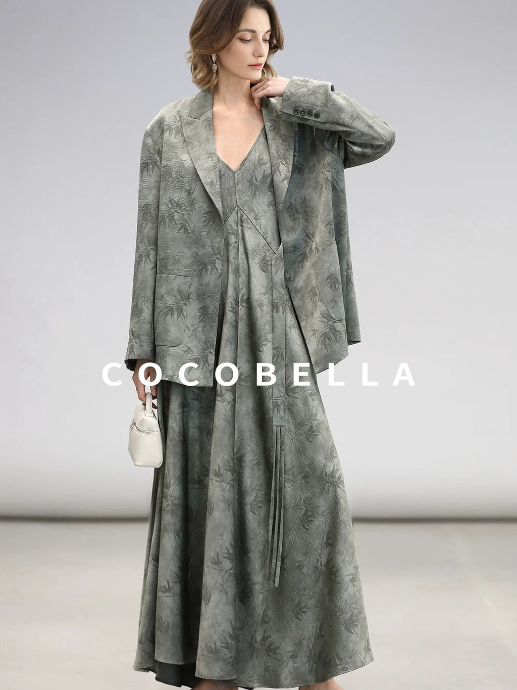 COCOBELLA Elegant Printed A Line V Neck Sleeveless Cinched Waist Reversible Slip Dresses