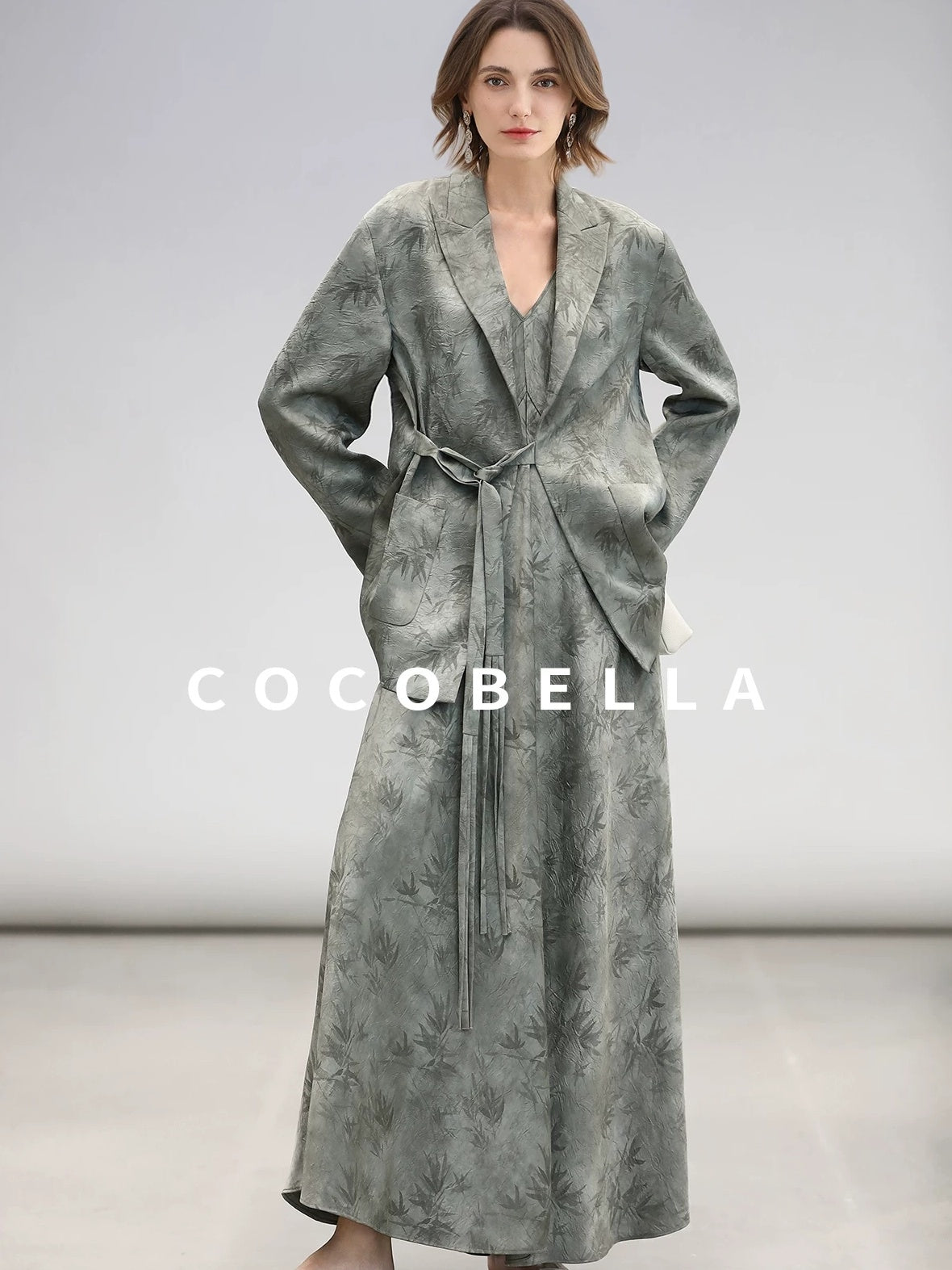 COCOBELLA Elegant Printed A Line V Neck Sleeveless Cinched Waist Reversible Slip Dresses