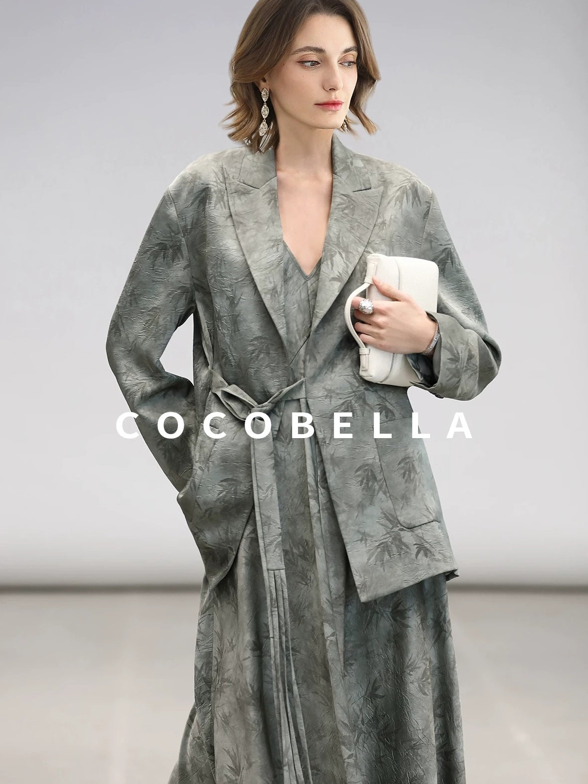 COCOBELLA Elegant Printed A Line V Neck Sleeveless Cinched Waist Reversible Slip Dresses