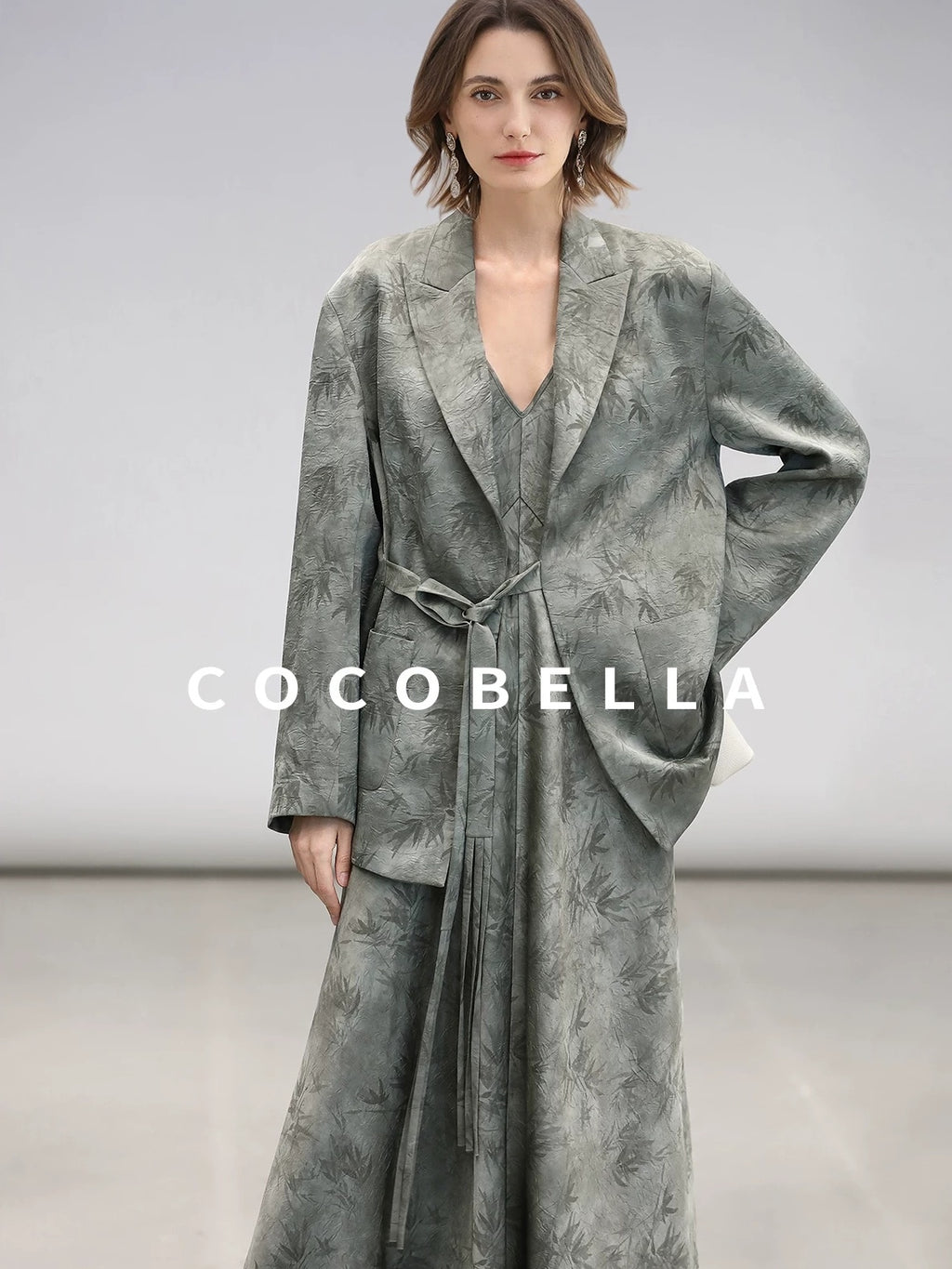 COCOBELLA Elegant Printed A Line V Neck Sleeveless Cinched Waist Reversible Slip Dresses