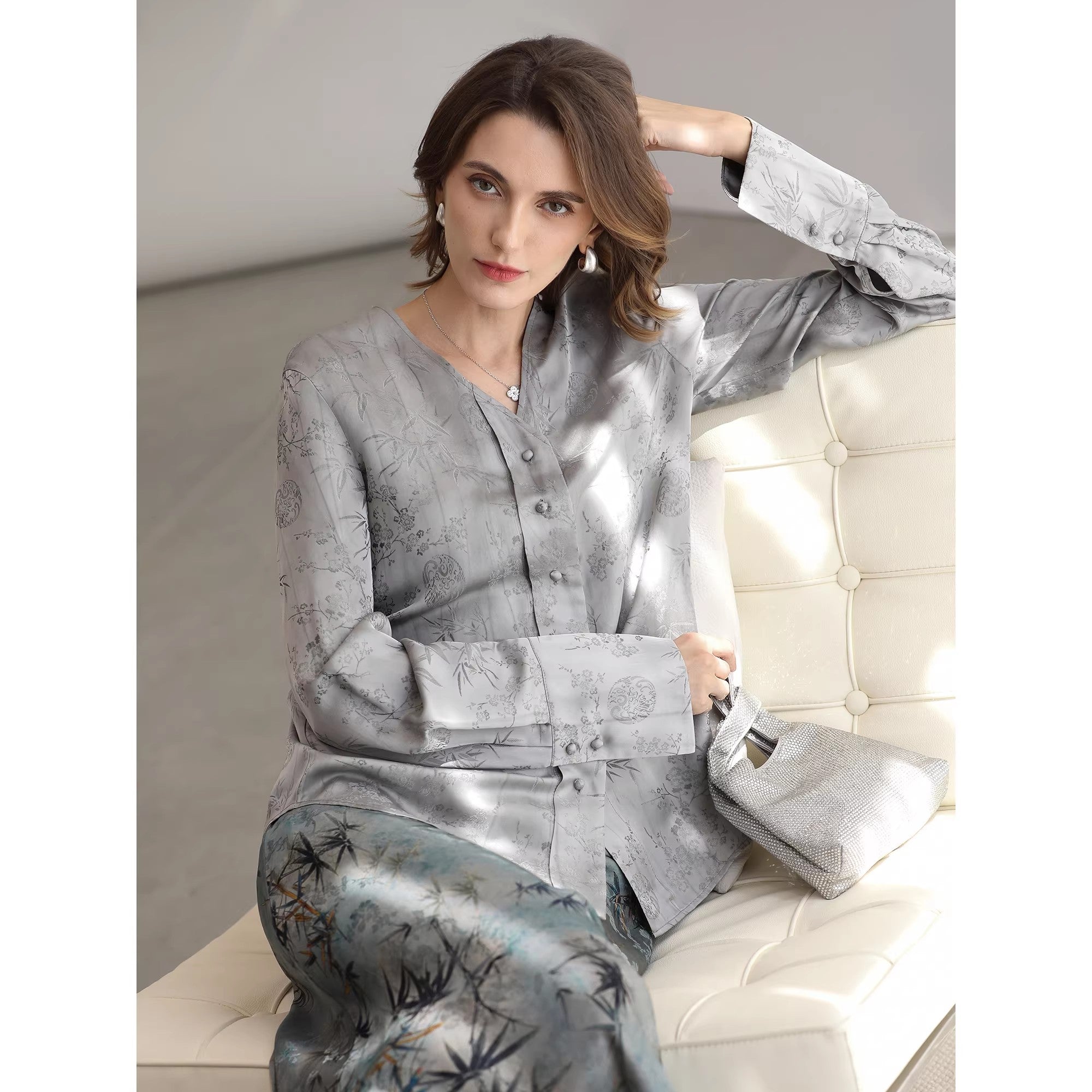 COCOBELLA_Embroidered_Ethnic_Commuter_Straight_Fit_Short_Polyester_Padded_Jackets_MISSTT