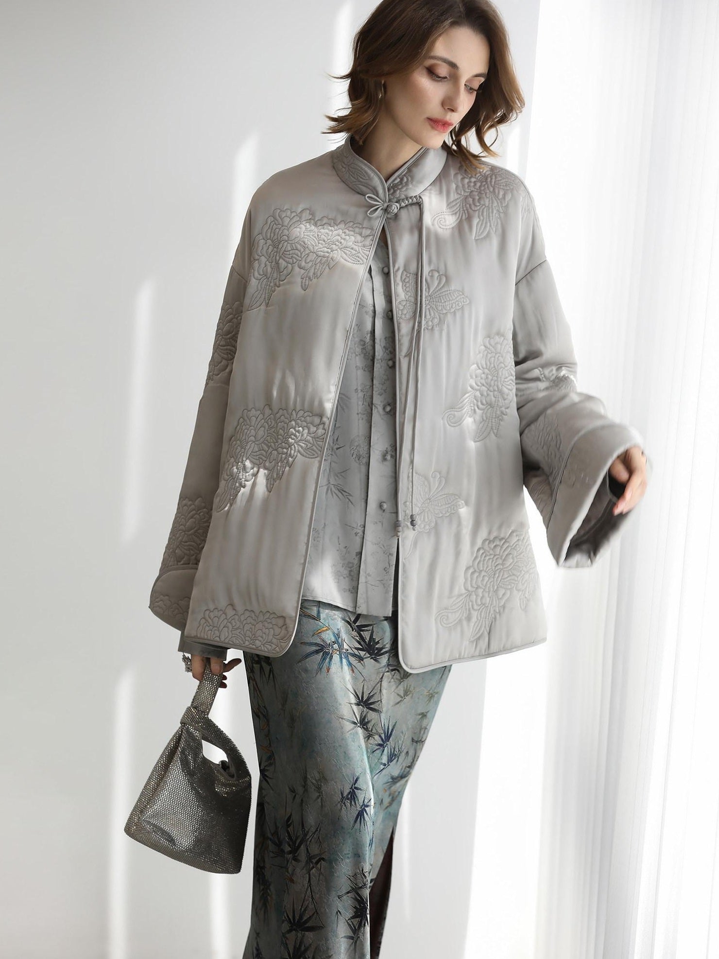 COCOBELLA Embroidered Ethnic Commuter Straight Fit Short Polyester Padded Jackets