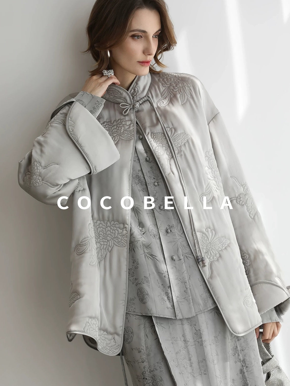COCOBELLA Embroidered Ethnic Straight Fit Commuter Short Polyester Women Padded Jackets