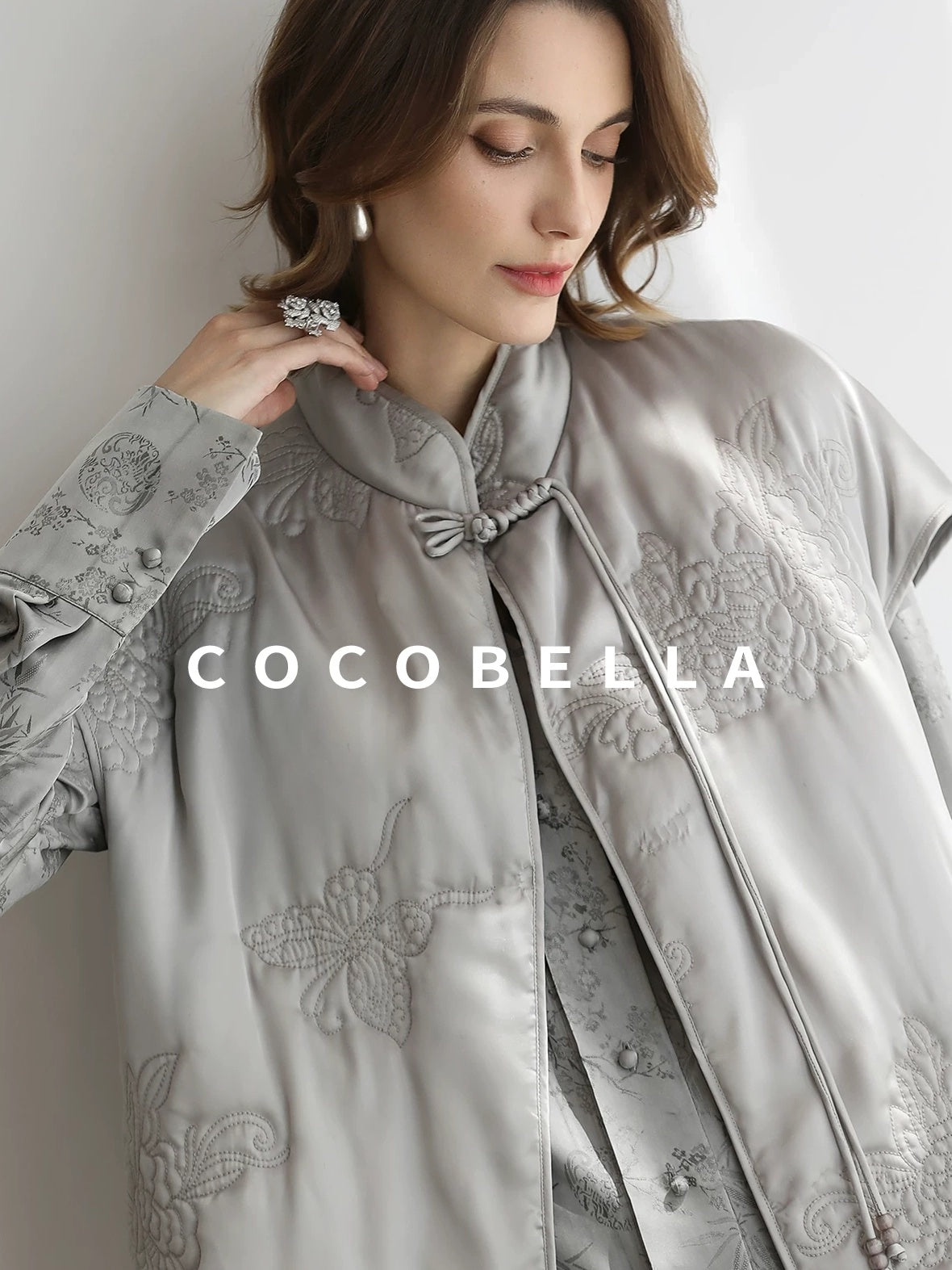 COCOBELLA Embroidered Ethnic Straight Fit Commuter Short Polyester Women Padded Jackets