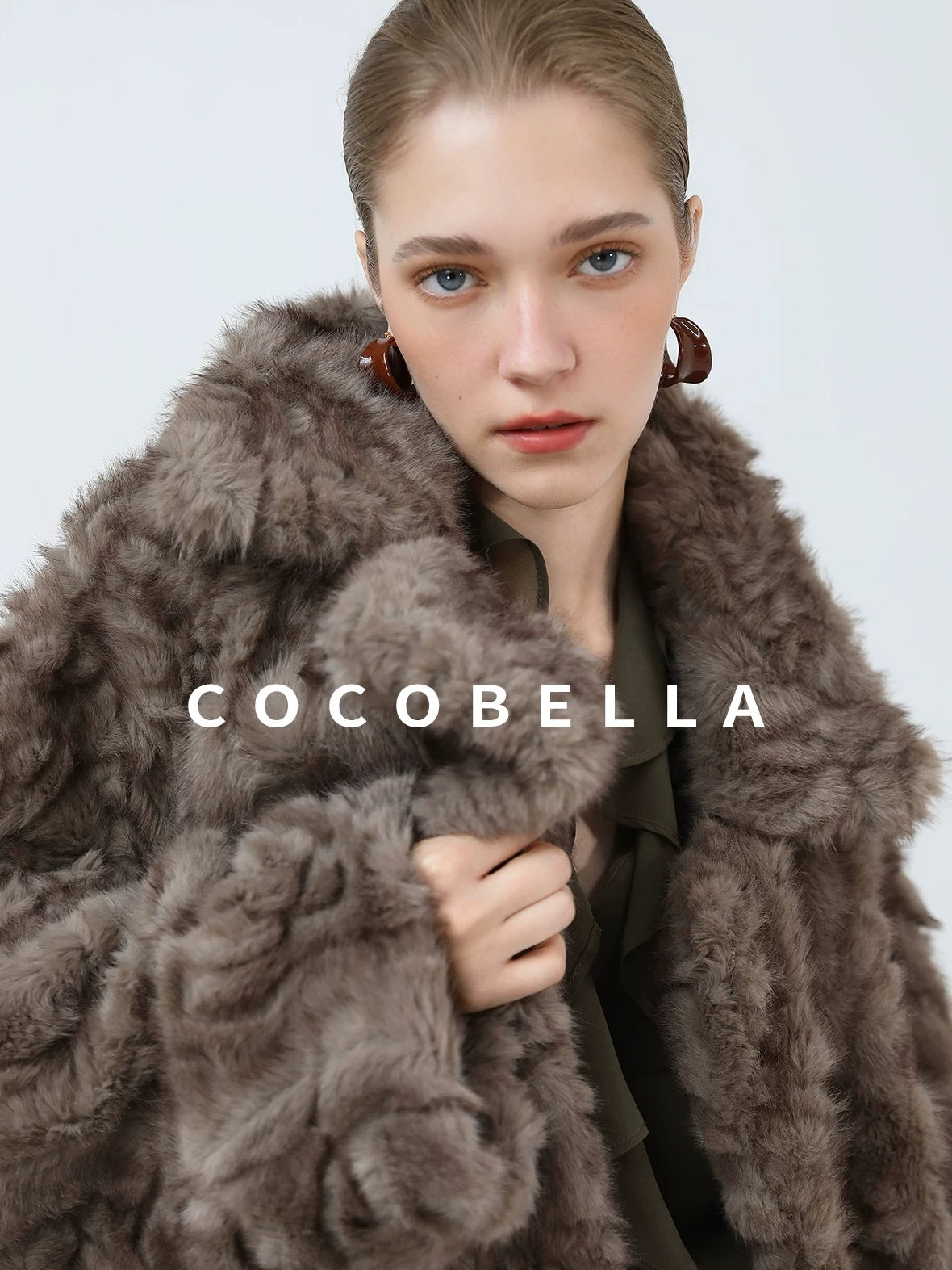 COCOBELLA Extra Thick Plush Straight Cut Retro Commuter Women Faux Fur Coats