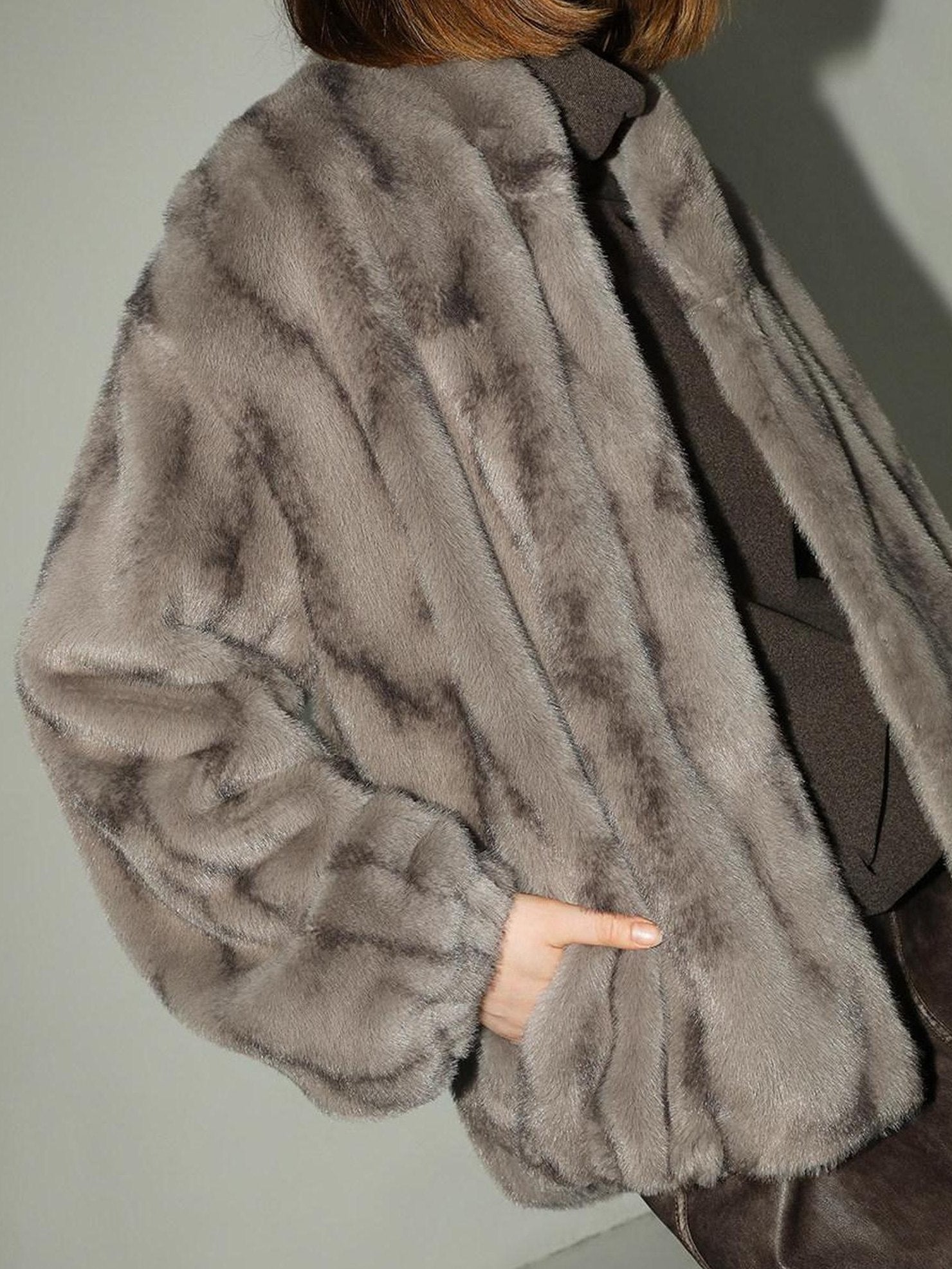 COCOBELLA Luxurious Faux Fur Loose Fit Stand Collar Zipper Women Office Outerwear Jackets