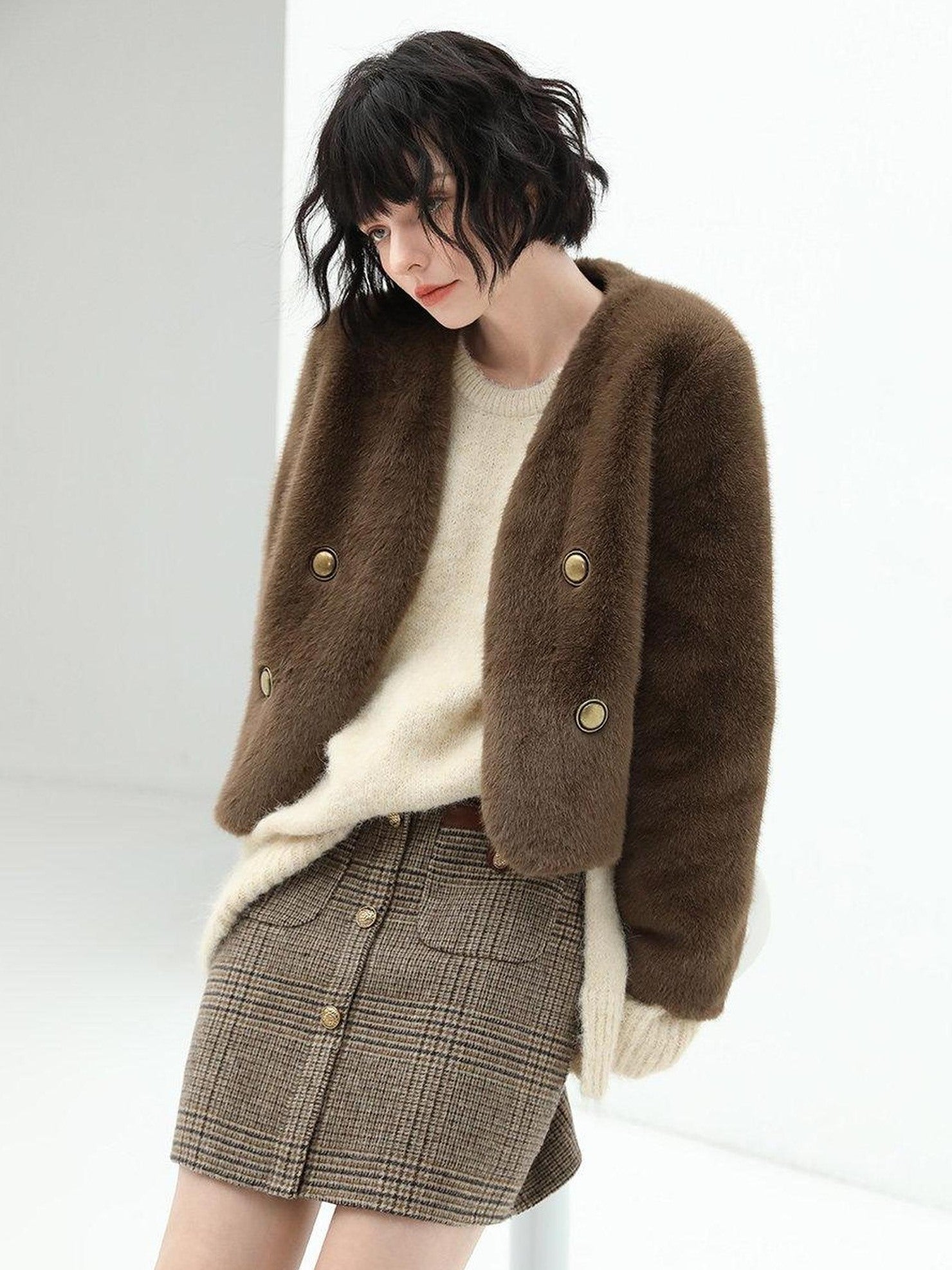 COCOBELLA Luxurious Faux Fur Short V Neck Ol Work Standard Fit Women Polyester Jackets