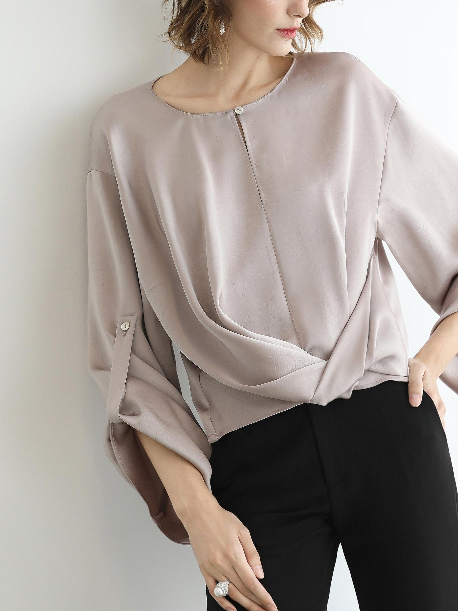 COCOBELLA Monet Pink Relaxed Button Flare Long Sleeve Office Crew Solid Pullover T-Shirts