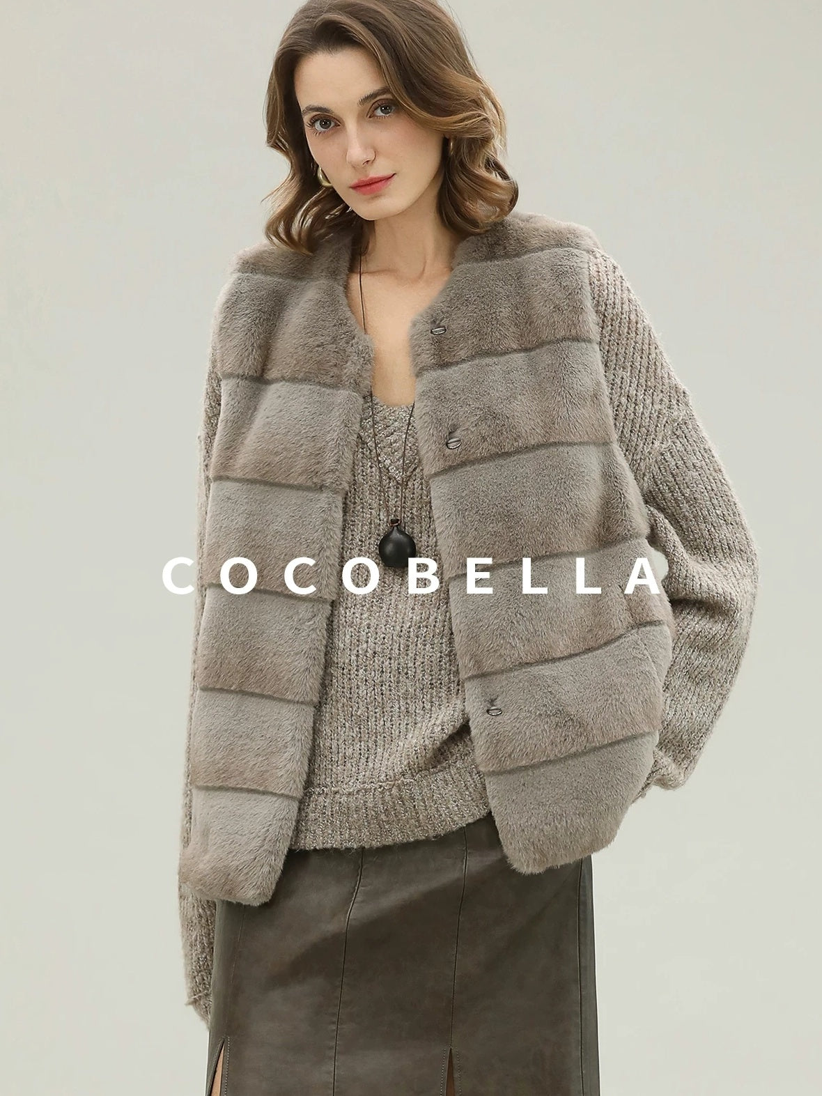 COCOBELLA Plush Faux Fur Luxury Sleeveless Straight Fit Womens Silver Blue Outerwear Vest