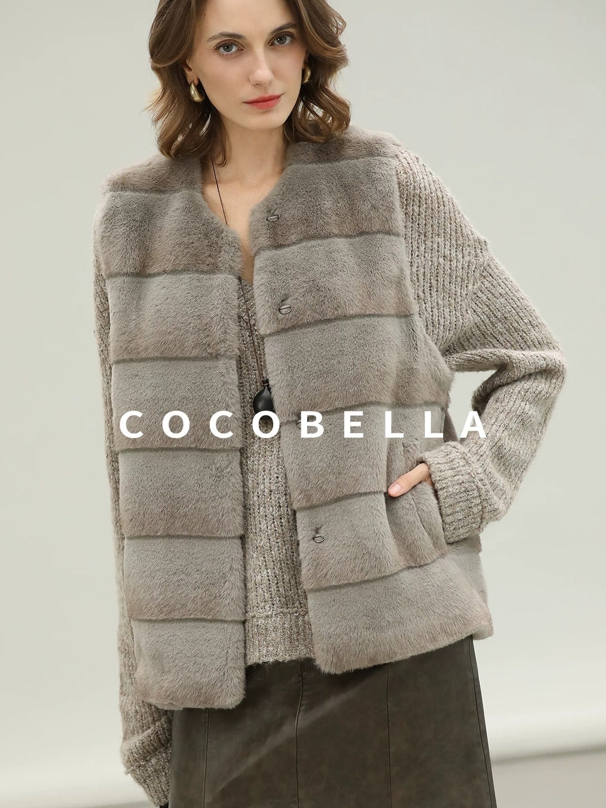 COCOBELLA Plush Faux Fur Luxury Sleeveless Straight Fit Womens Silver Blue Outerwear Vest