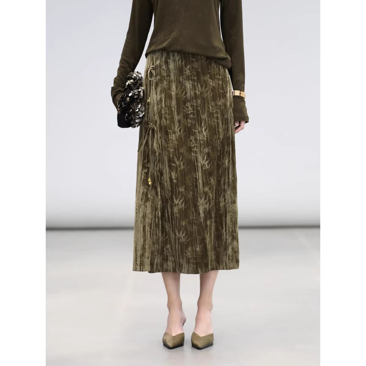 COCOBELLA_Retro_Green_Chinese_Tie_Detail_3D_Embellished_Mid_Waist_Pleated_Midi_Skirts_MISSTT