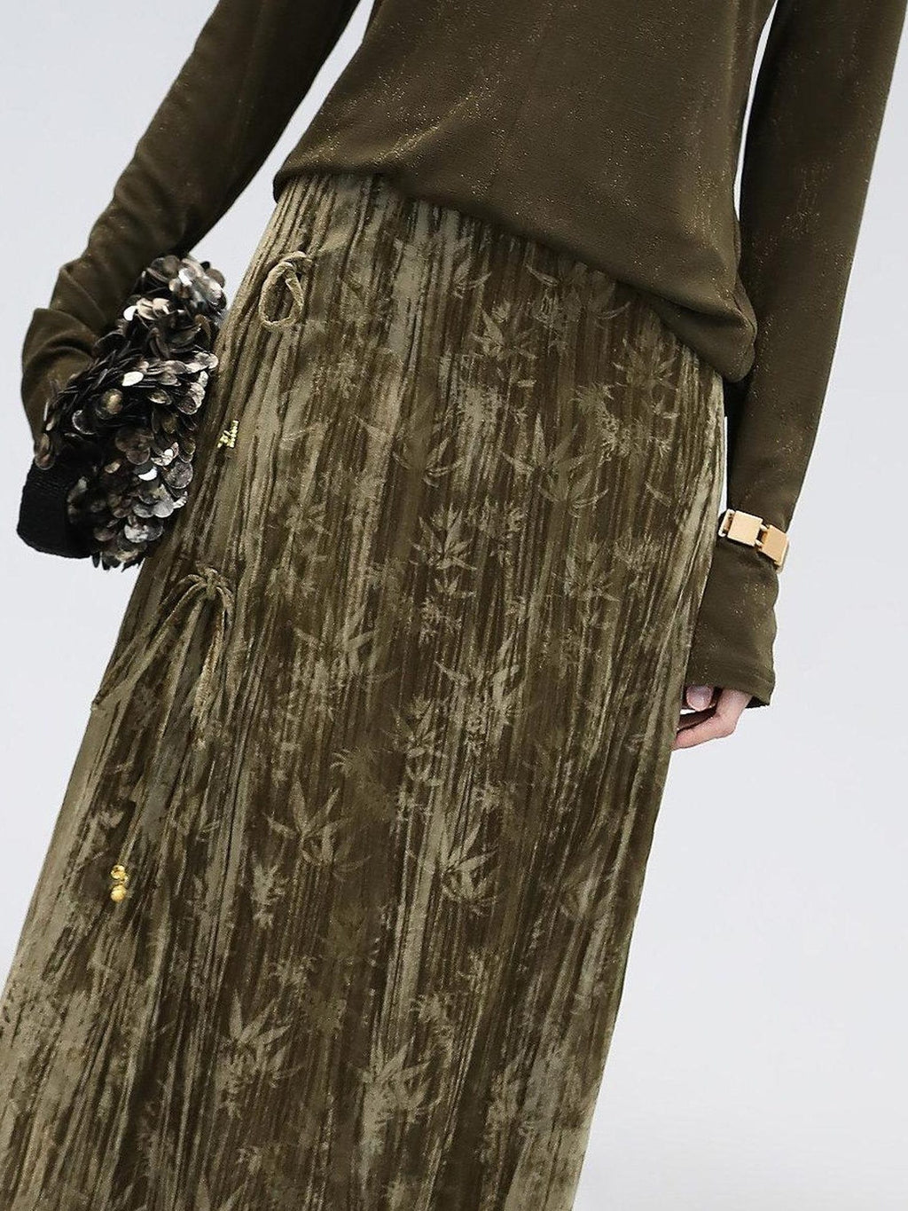 COCOBELLA Retro Green Chinese Tie Detail 3D Embellished Mid Waist Pleated Midi Skirts