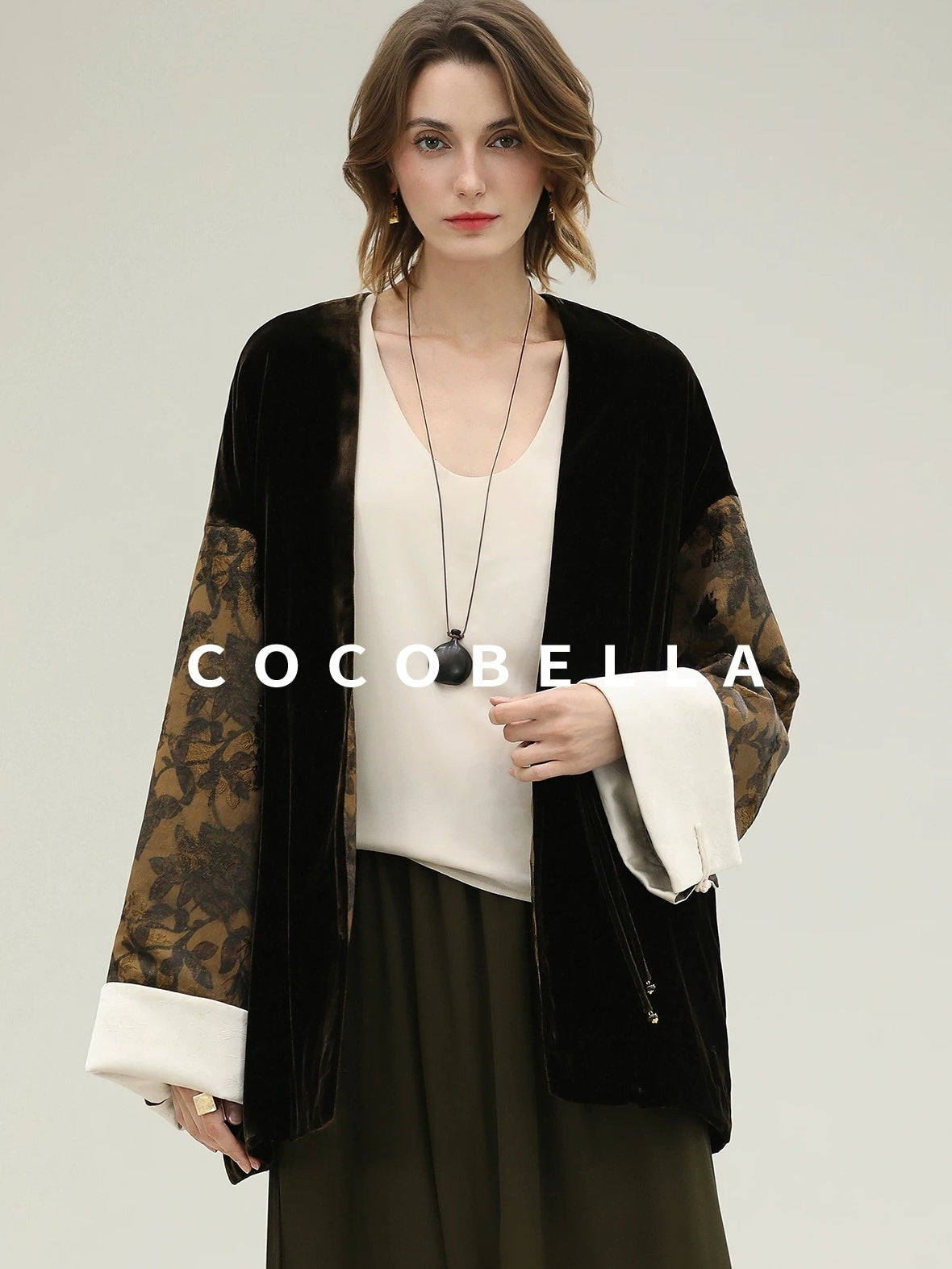 COCOBELLA Shape Retention Modern Chinese Loose Printed 3D Embellished Women Velvet Jackets