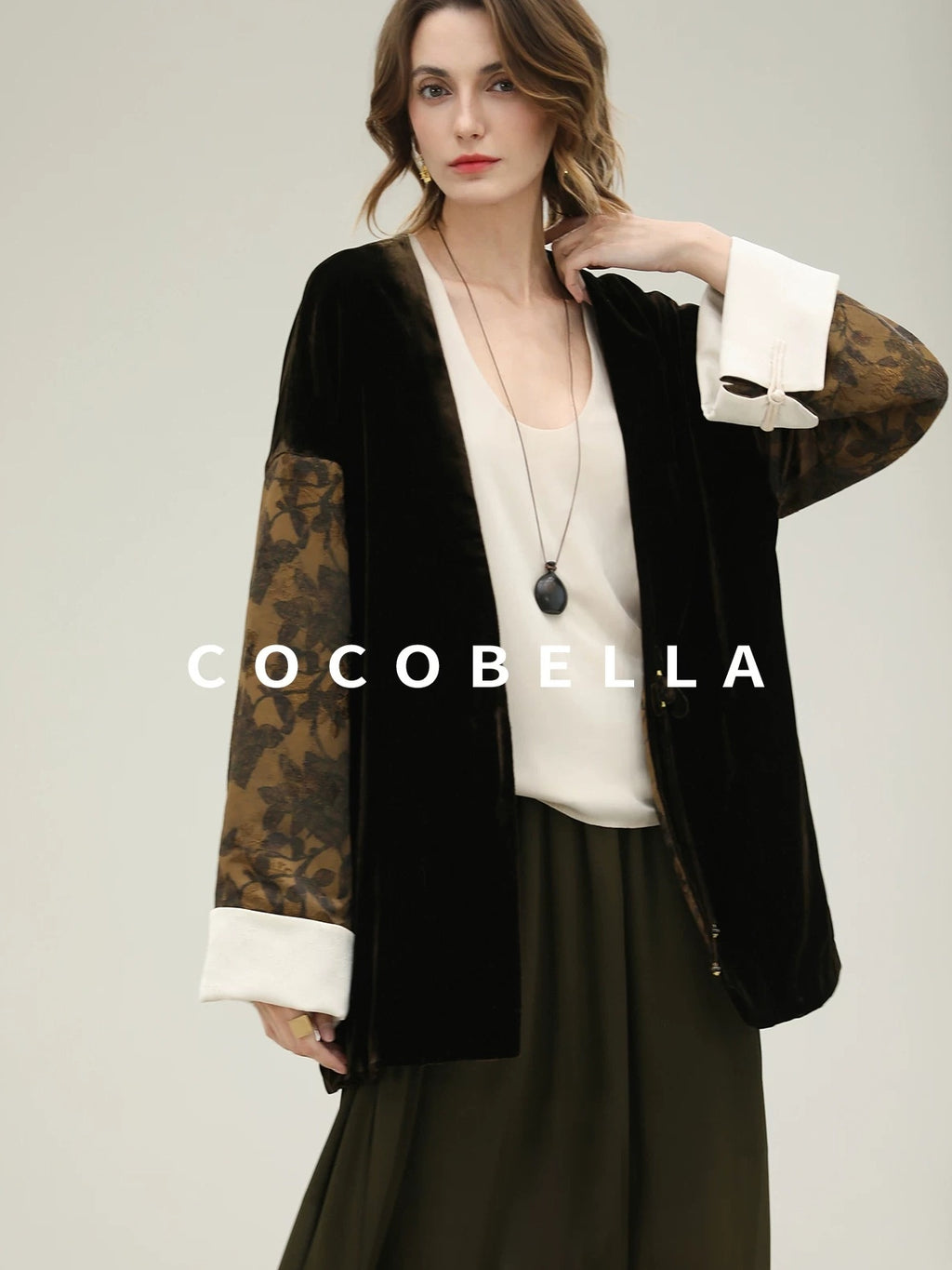 COCOBELLA Shape Retention Modern Chinese Loose Printed 3D Embellished Women Velvet Jackets
