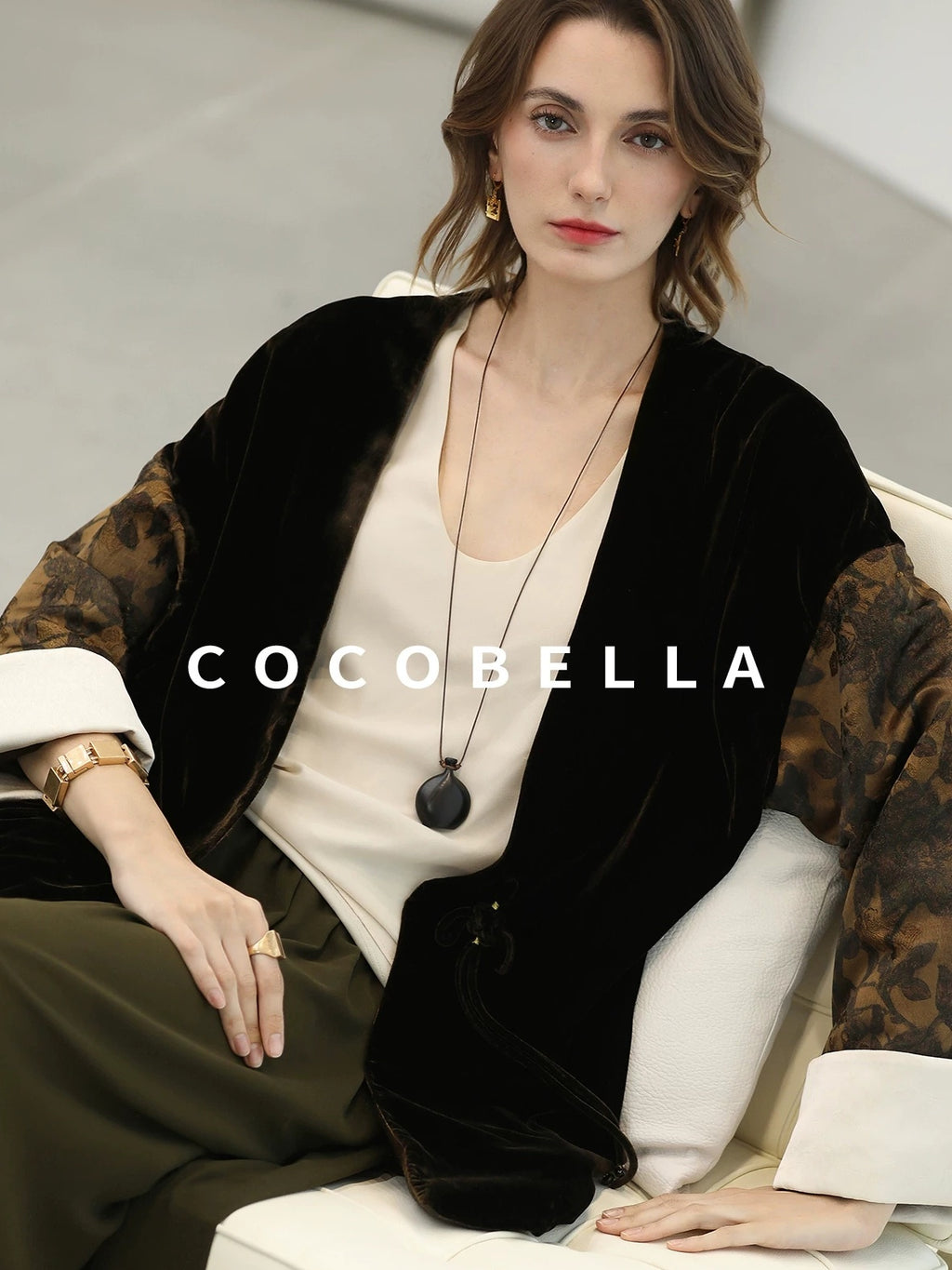 COCOBELLA Shape Retention Modern Chinese Loose Printed 3D Embellished Women Velvet Jackets