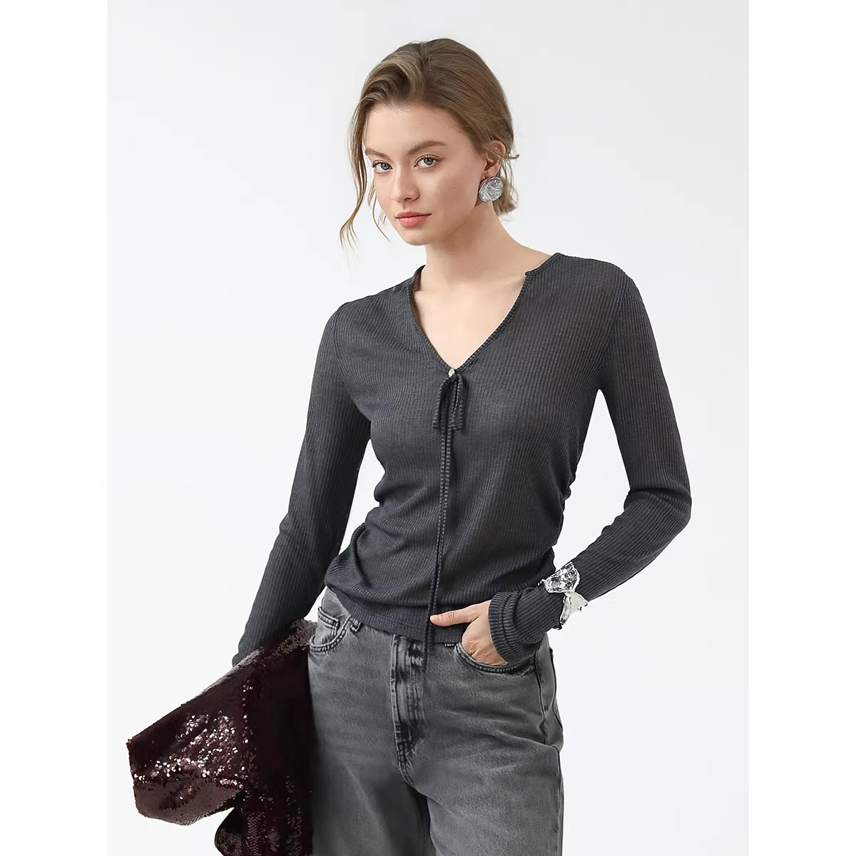 COCOBELLA_Skin_Friendly_Slim_V_Neck_Long_Sleeve_Office_Workwear_Plain_T-Shirts_MISSTT