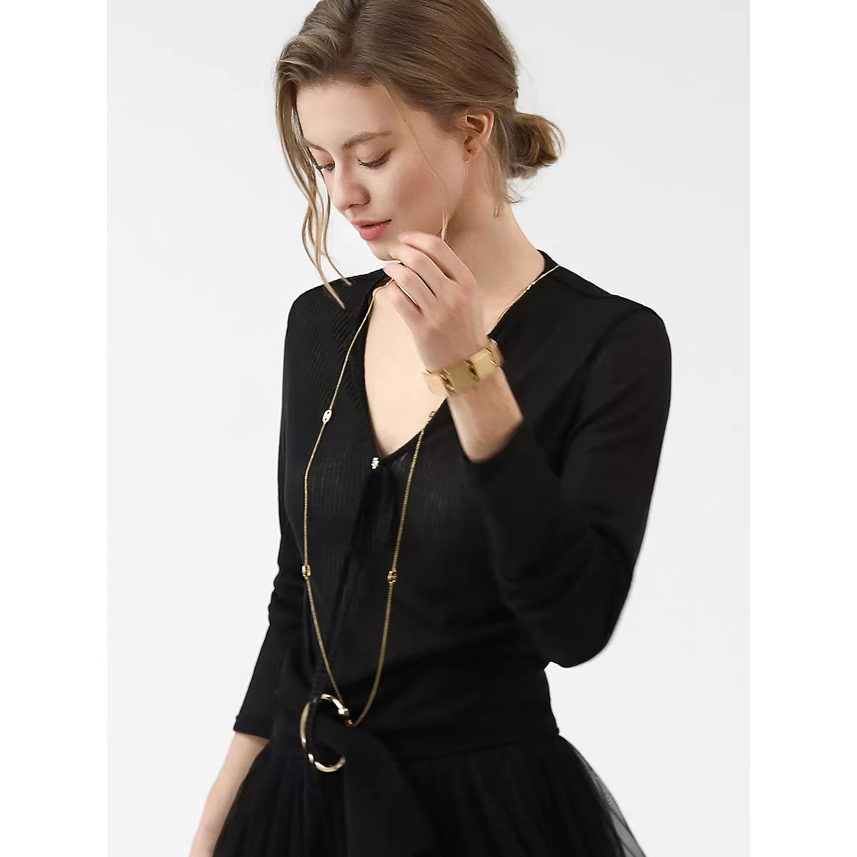 COCOBELLA_Skin_Friendly_Slim_V_Neck_Long_Sleeve_Office_Workwear_Plain_T-Shirts_MISSTT