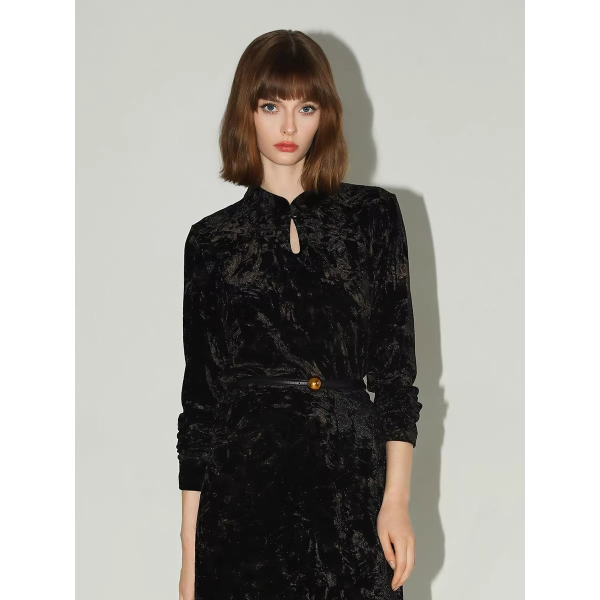 COCOBELLA_Slim_Stretch_Commuter_Stand_Collar_Buttons_Women_Long_Sleeve_Black_Gold_Shirts_MISSTT