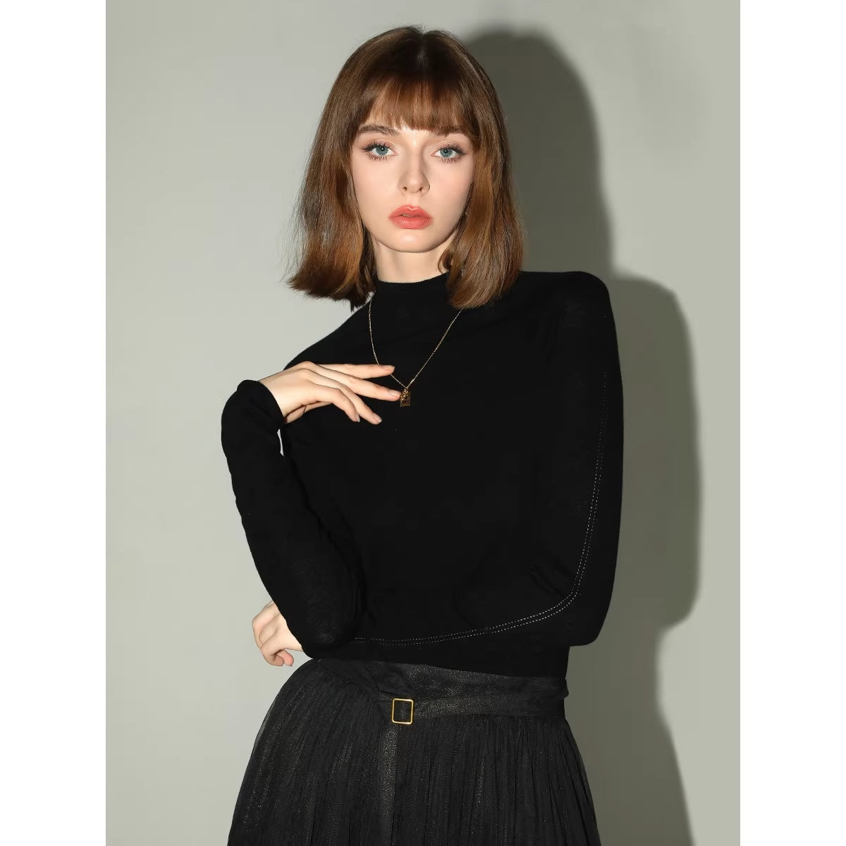 COCOBELLA_Soft_100%_Lambswool_Minimalist_Slim_Fit_Women_Half_High_Crewneck_Knit_Sweater_MISSTT