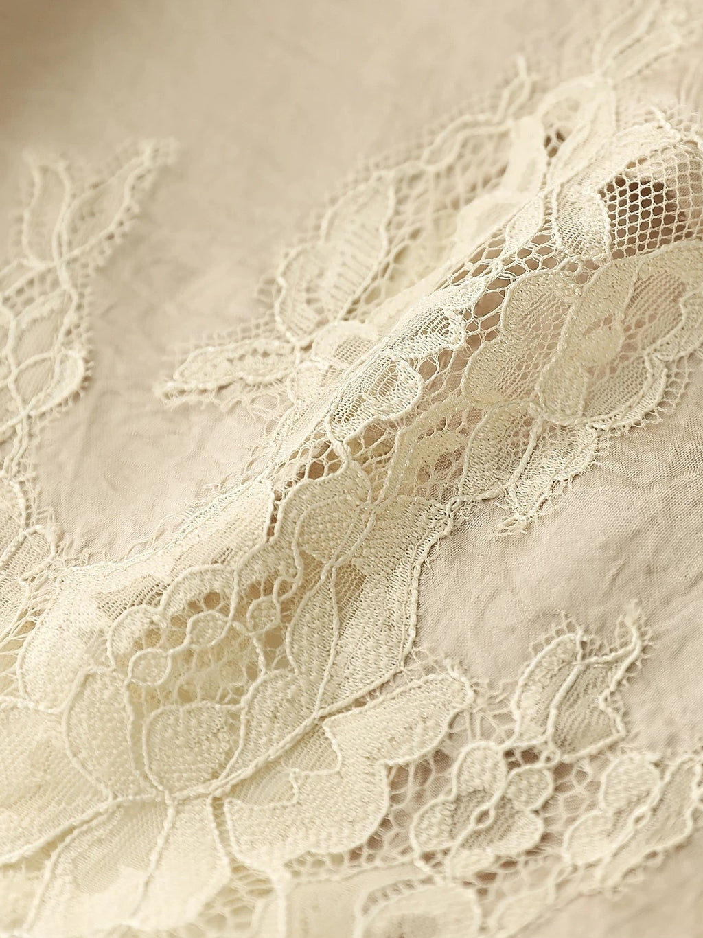 COCOBELLA Soft Acetate Elegant Pleated Lace V Neck Straight H Line City Slip Dresses