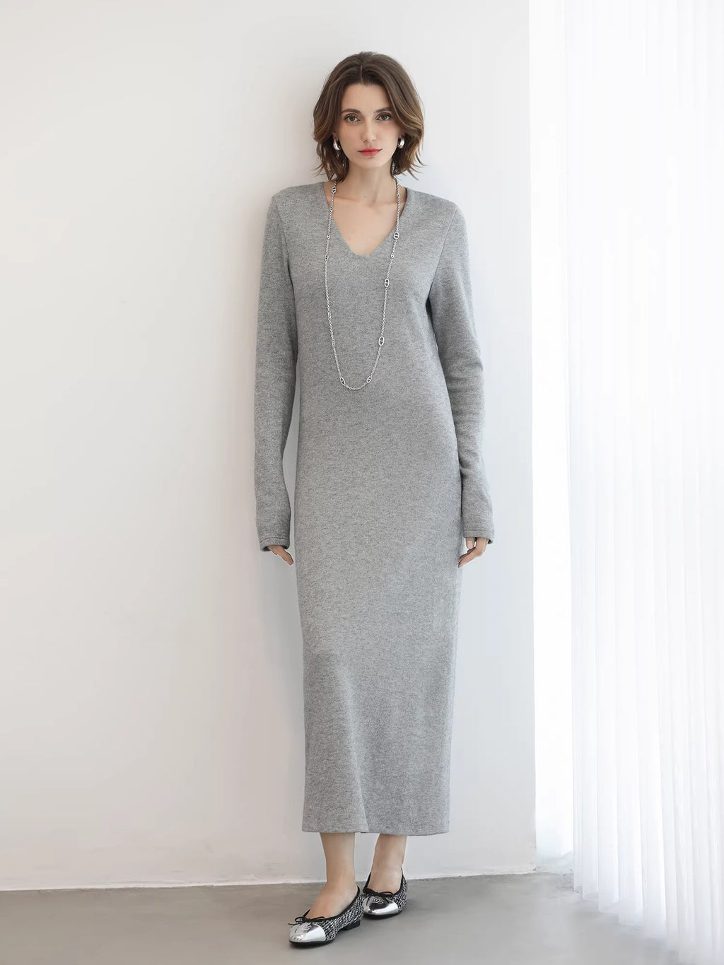 COCOBELLA_Soft_Elegant_V_Neck_Slim_Fit_Knitted_Long_Sleeve_Women_City_Commute_Dresses_MISSTT