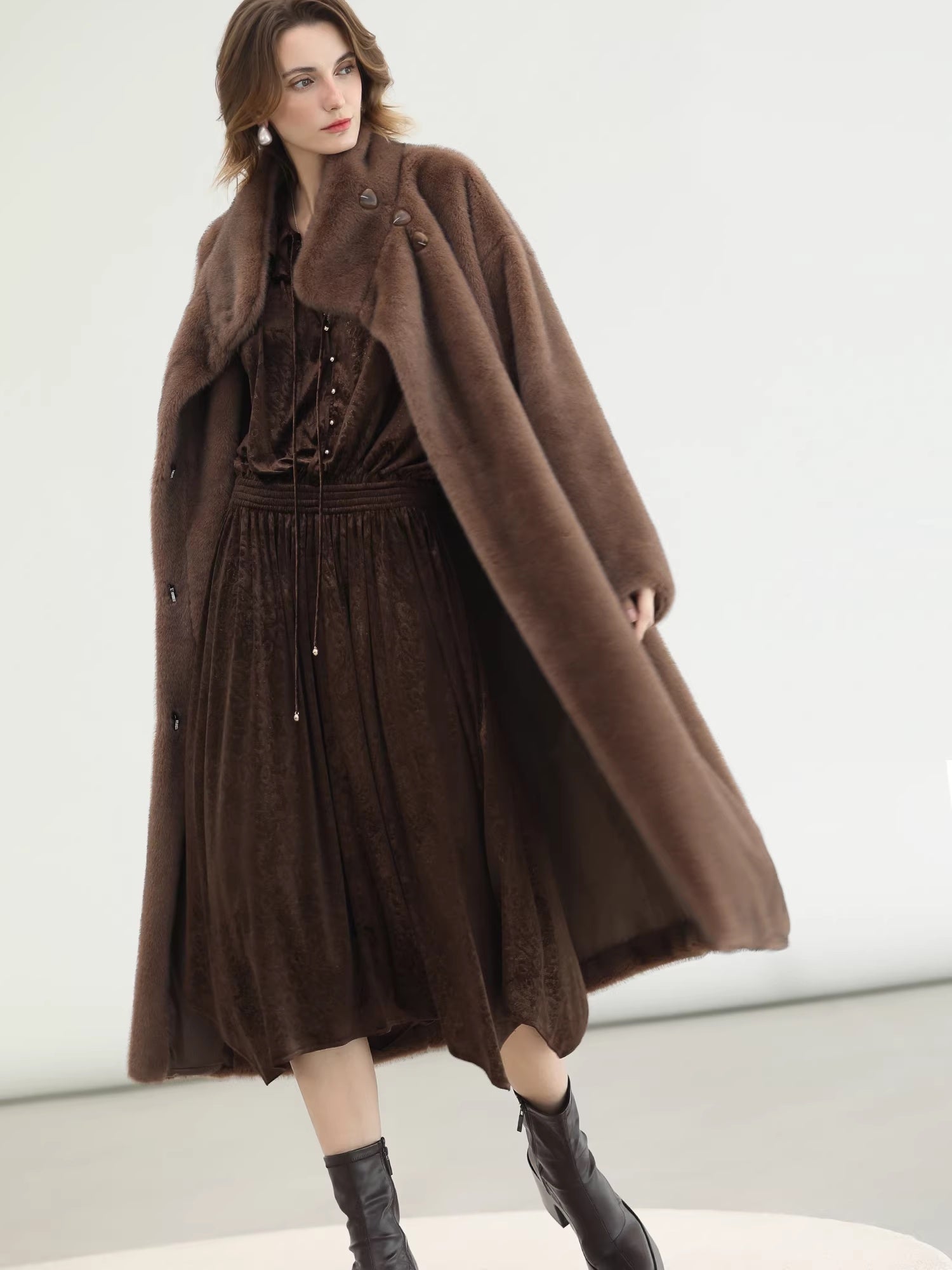 COCOBELLA_Soft_Faux_Fur_Long_Straight_Stand_Collar_Commuter_Women_Outerwear_Coats_MISSTT