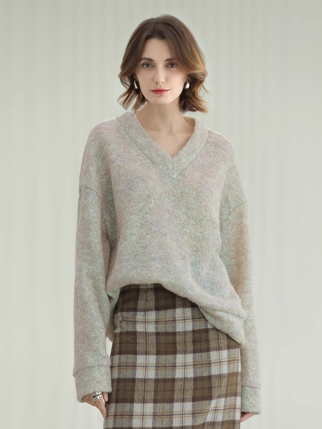 COCOBELLA_Soft_Iridescent_Sequin_V_Neck_Loose_Knit_Workwear_Chic_Women_Knit_Sweater_MISSTT