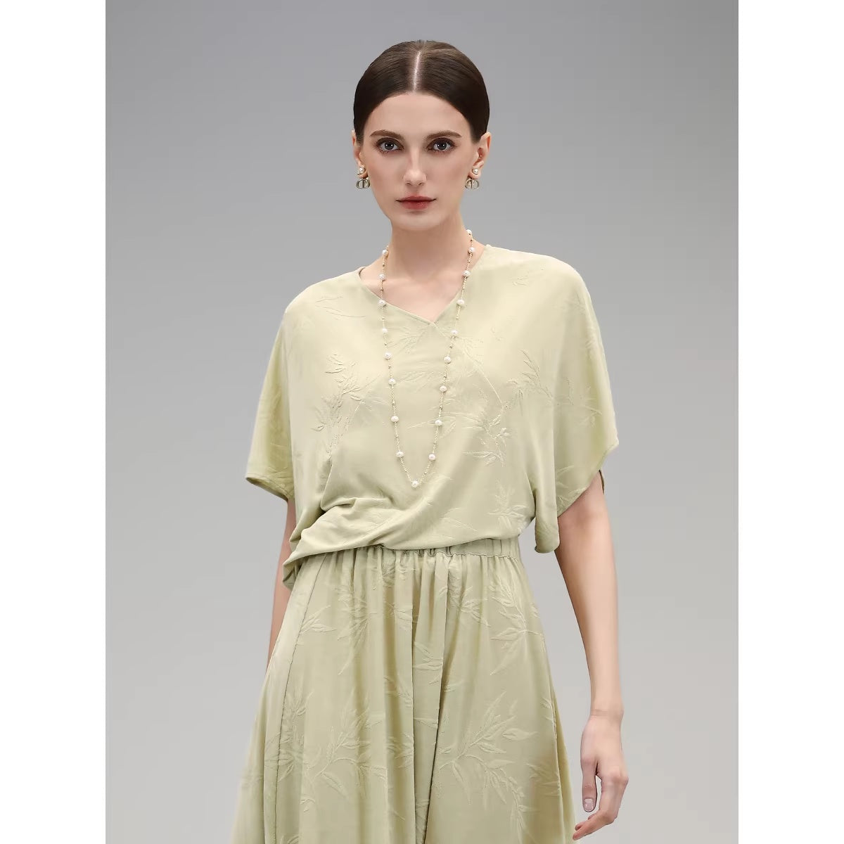 COCOBELLA_Soft_Jacquard_Patchwork_Batwing_Short_Sleeve_Loose_V_Neck_Ladies_Commuter_Shirts_MISSTT