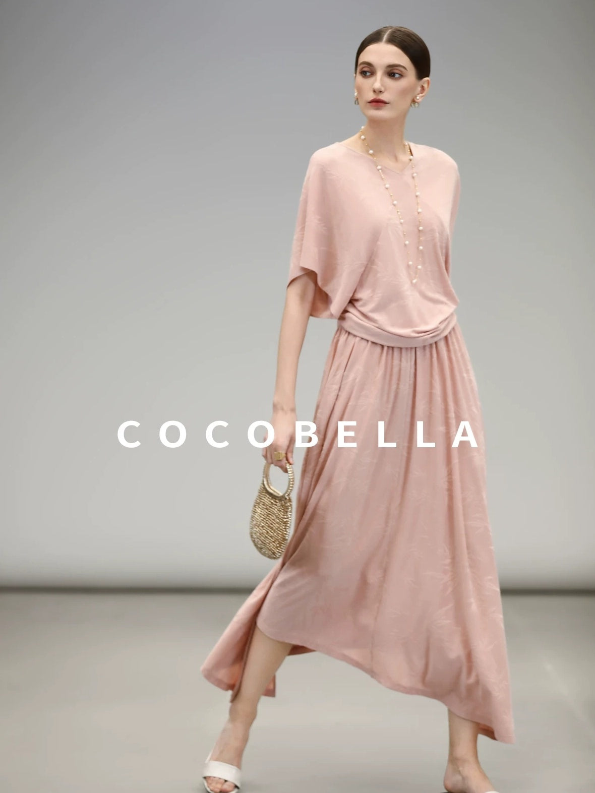 COCOBELLA Soft Jacquard Patchwork Batwing Short Sleeve Loose V Neck Ladies Commuter Shirts