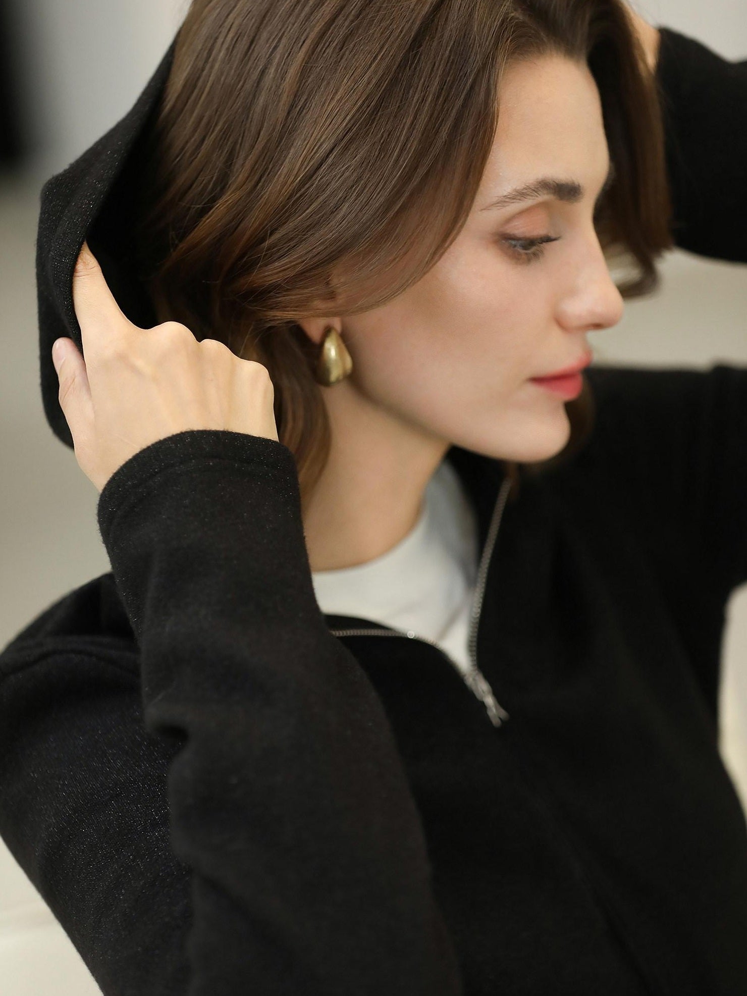 COCOBELLA Soft Lurex Hooded Straight Fit Casual Women Zip Knit Sweater