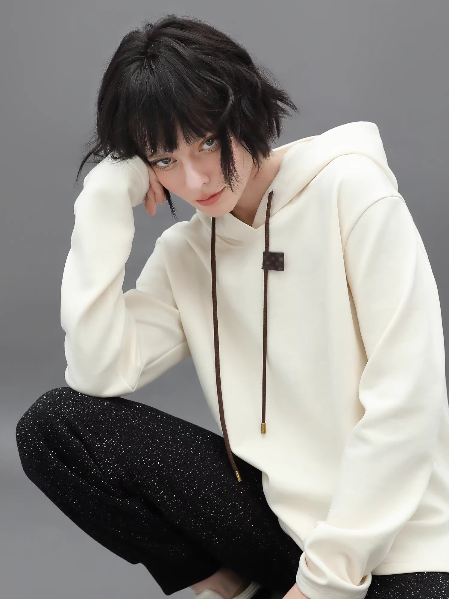 COCOBELLA_Soft_Polyester_Stretch_Loose_Fit_3D_Embellished_Drawstring_Street_Hooded_Hoodies_MISSTT