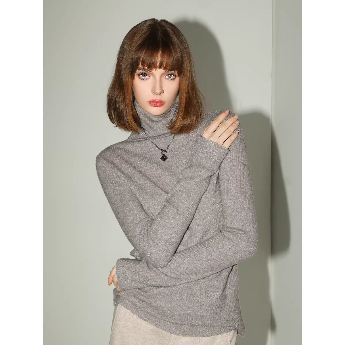 COCOBELLA_Soft_Ribbed_Turtleneck_Slim_Fit_Minimal_Commuter_Pullover_Oatmeal_Khaki_Sweater_MISSTT