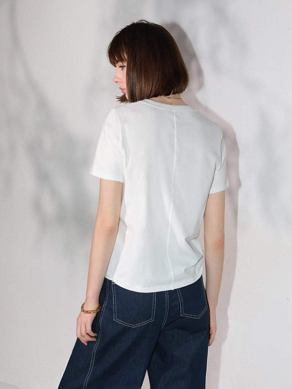 COCOBELLA Stain Resistant Breathable U Neck Straight Cut Casual Women White Solid T-Shirts