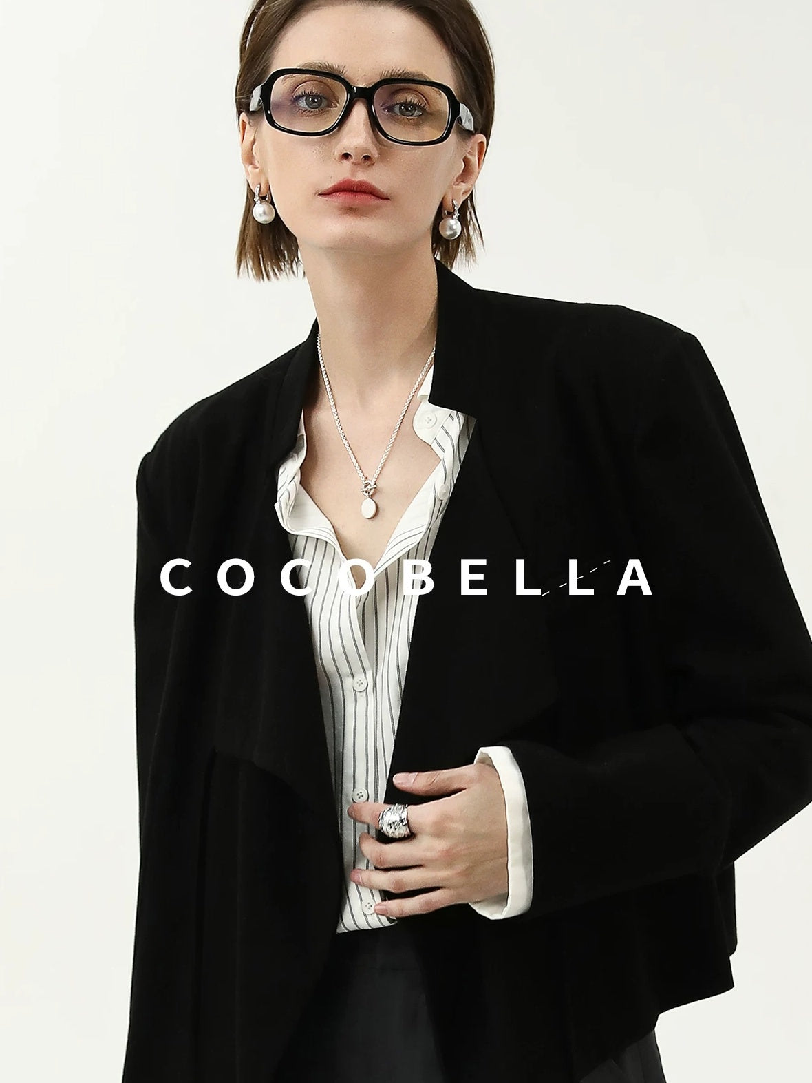 COCOBELLA Streamlined Office Straight Cut Topstitched Detachable Cuffs Women Black Blazers