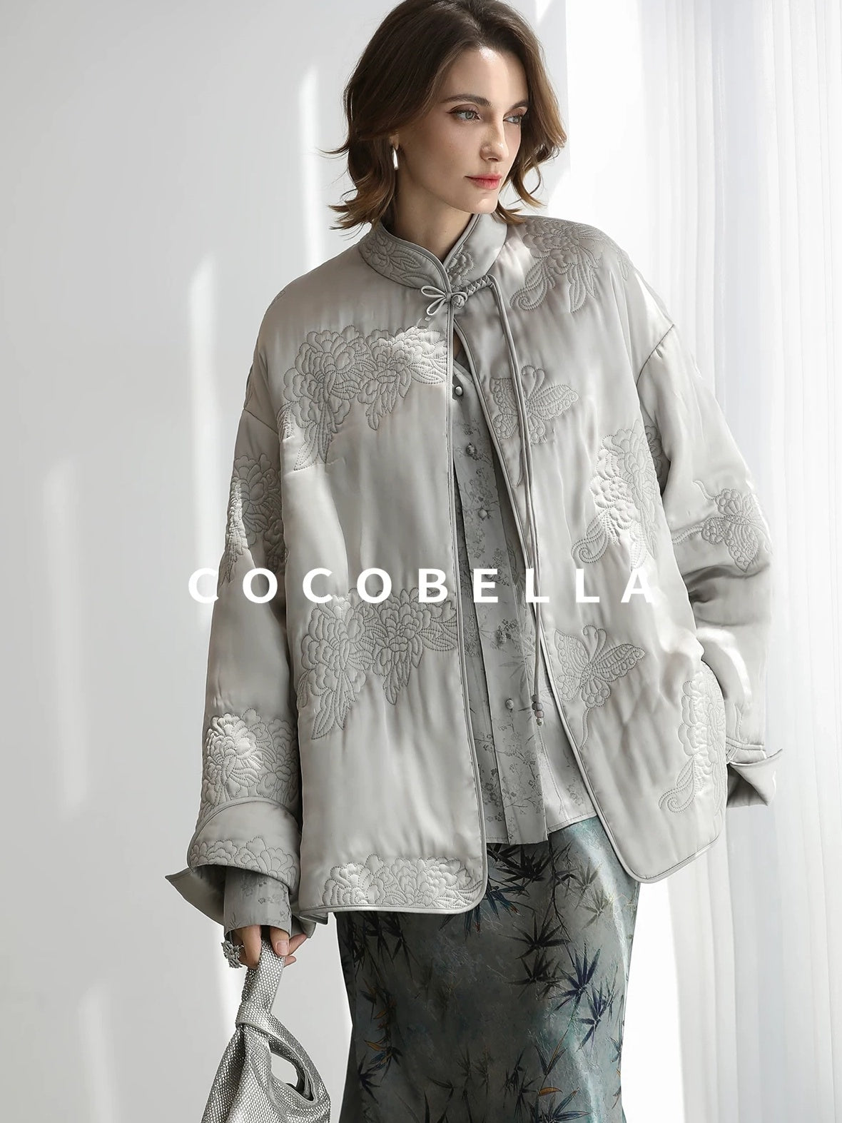 COCOBELLA Thick Embroidered Short Sleeve Stand Collar Office Frog Buttons Padded Jackets