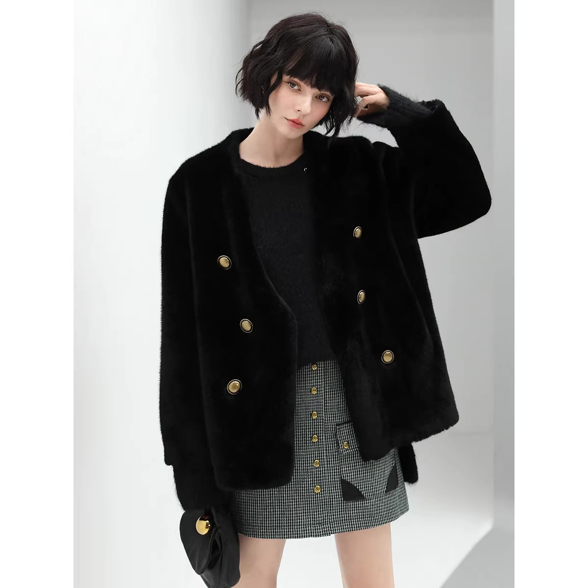 COCOBELLA_Thick_Plush_V_Neck_Office_Standard_Fit_Women_Faux_Fur_Coats_Jackets_MISSTT